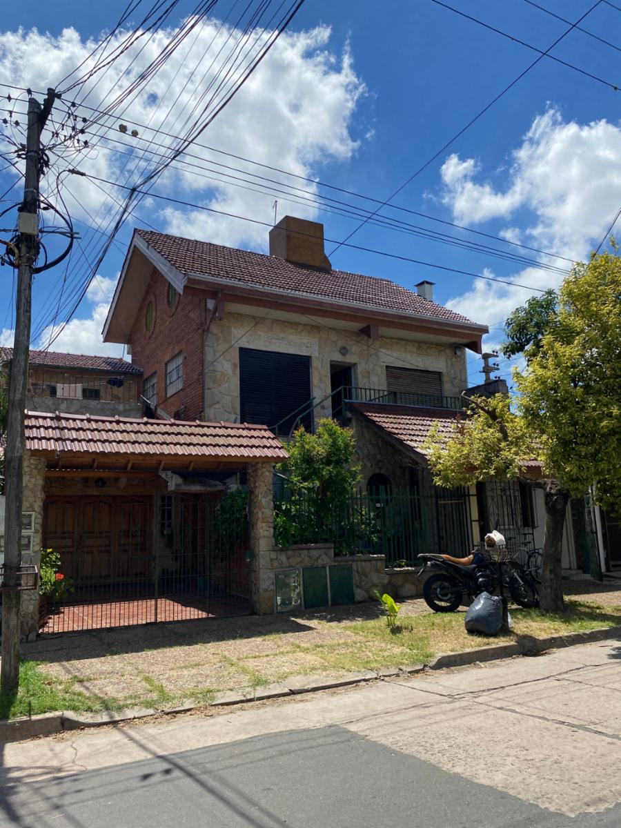 VENTA CHALET EN DOS PLANTAS EN MORÓN SUR — foto 3