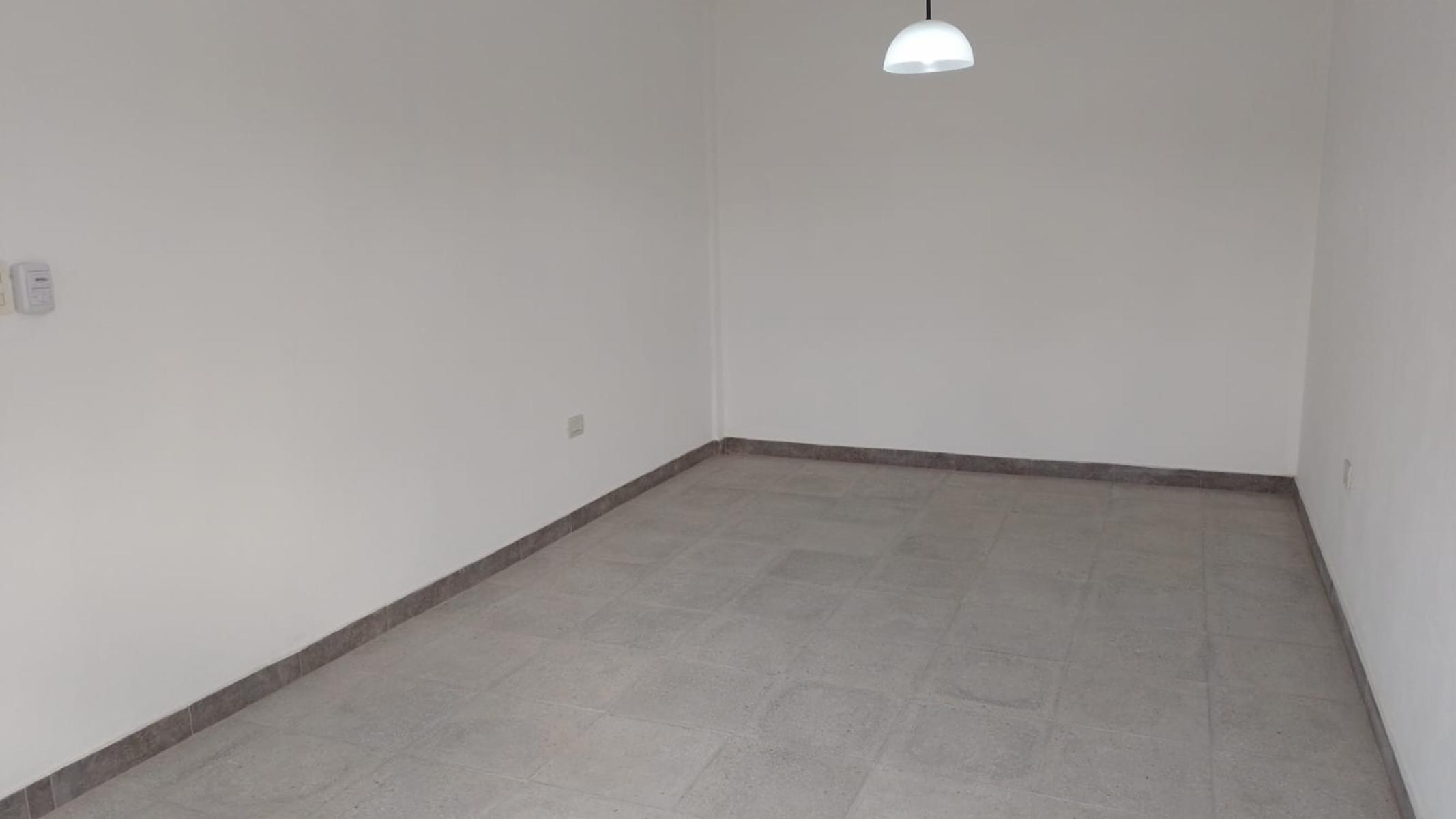 ALQUILER - MONOAMBIENTE - MORON - 9