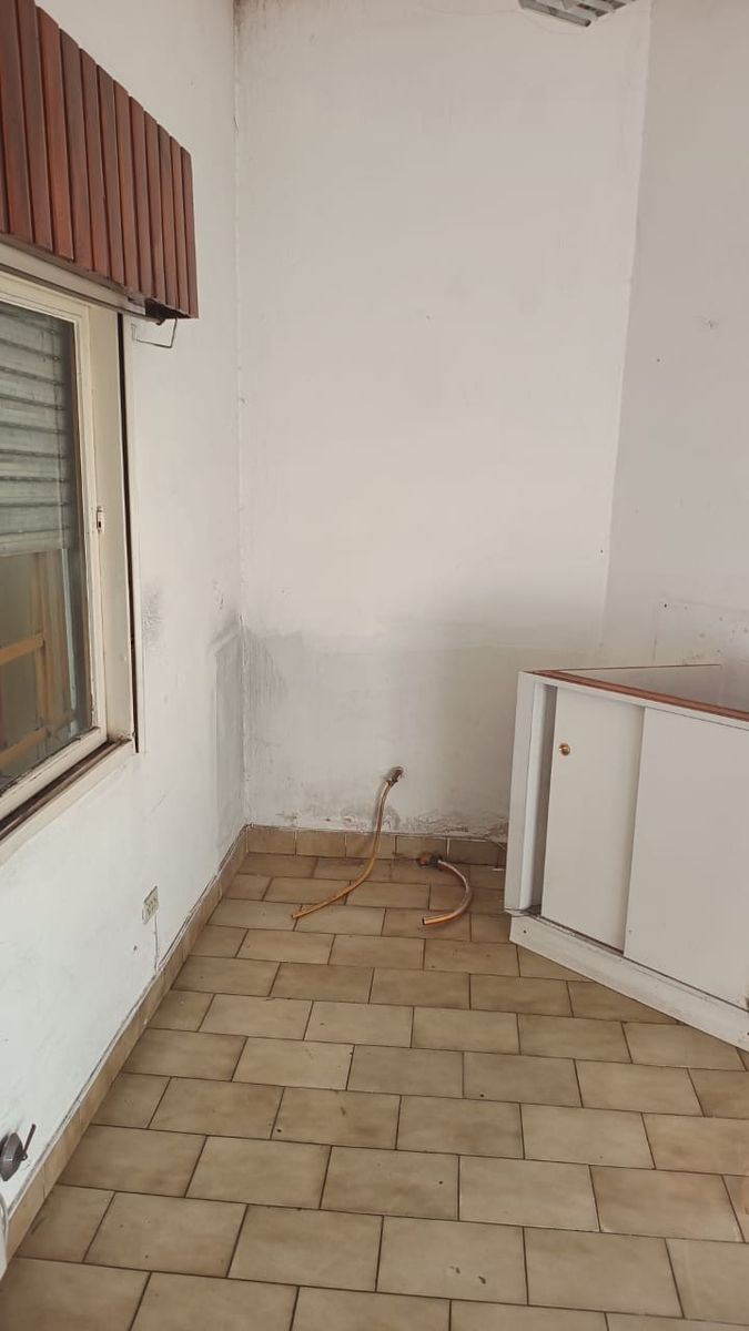 ALQUILER - CONSULTORIO/ OFICINA - MORON - 6