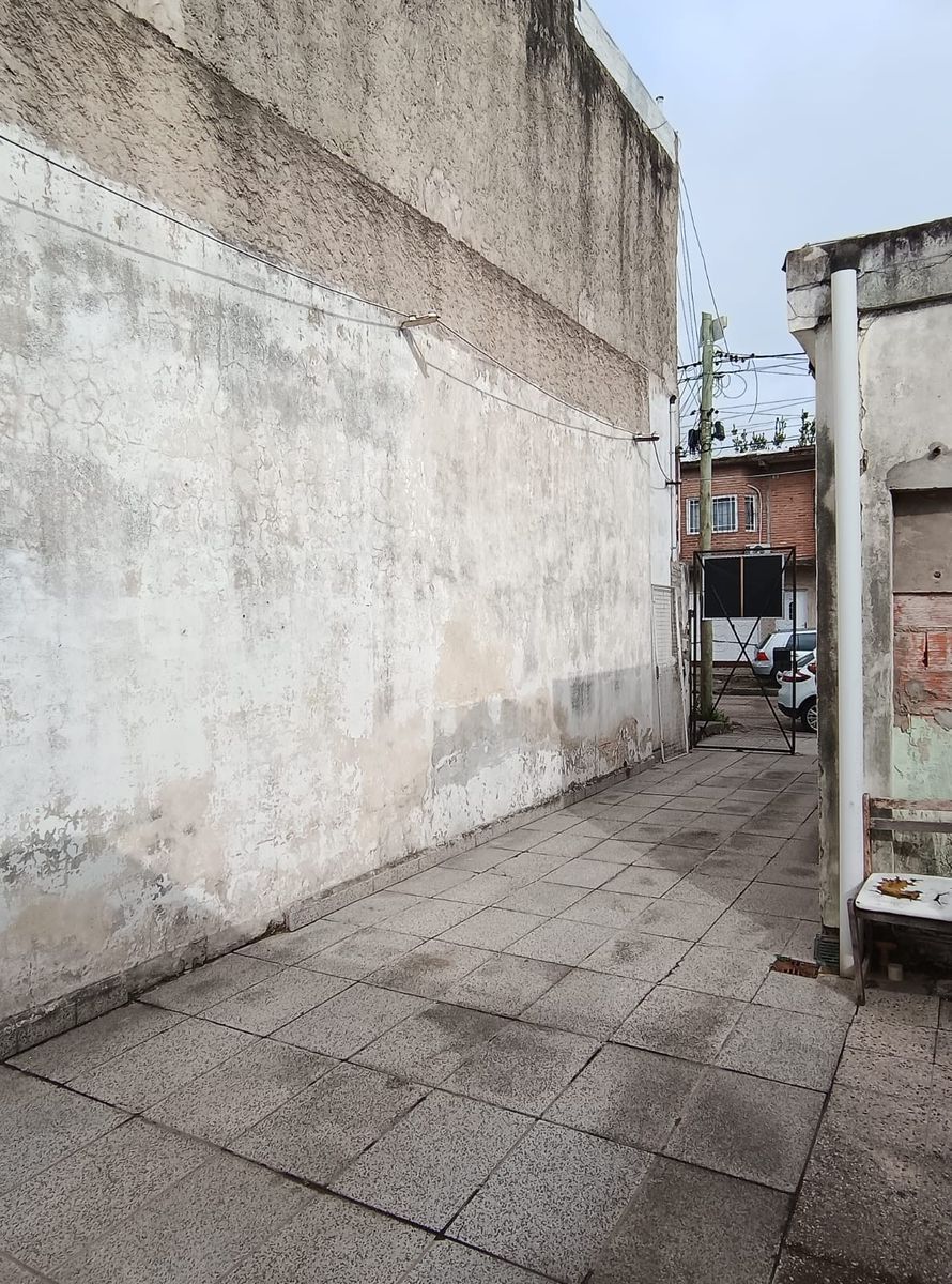 VENTA - 2 LOCALES C/ VIVIENDA - MORON SUR — foto 8