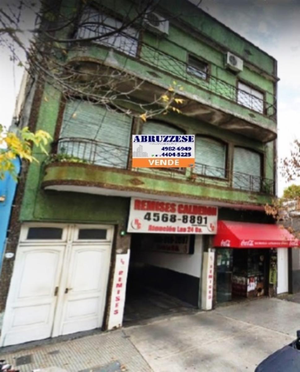 Salón libre 1 piso APTO VARIAS ACTIVIDADES aprox160M2 servicios frente a Hospital Velez Sarsfield - 3