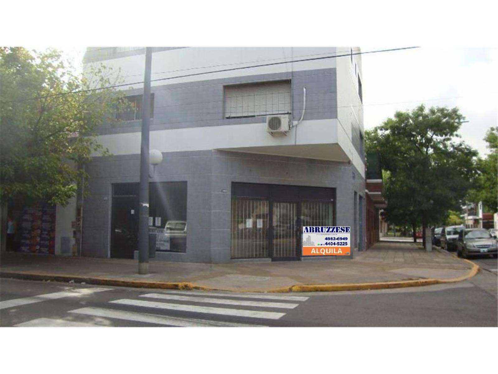 Local comercial Av. Jonte ESQUINA Virgilio 60 M2 Cuadra Comercial VIDRIERAS-REJAS — foto 4