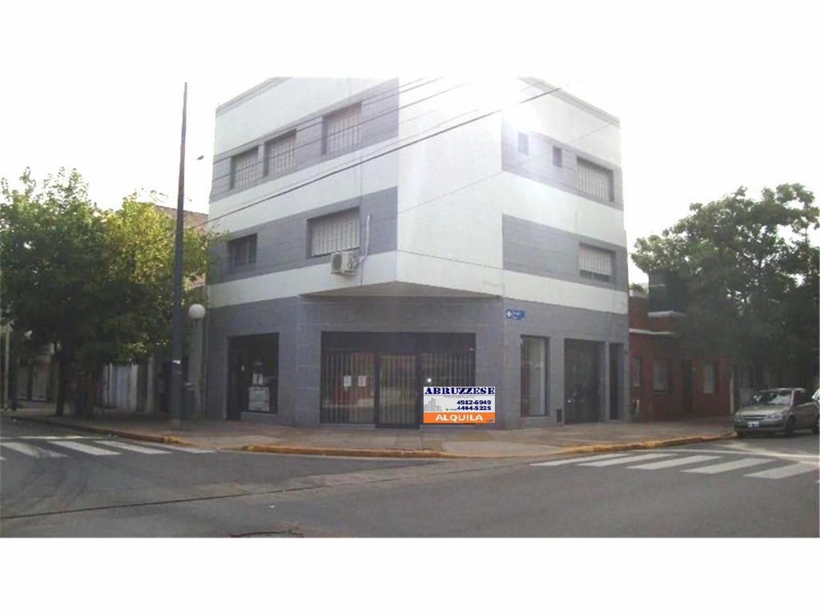 Local comercial Av. Jonte ESQUINA Virgilio 60 M2 Cuadra Comercial VIDRIERAS-REJAS — foto 11