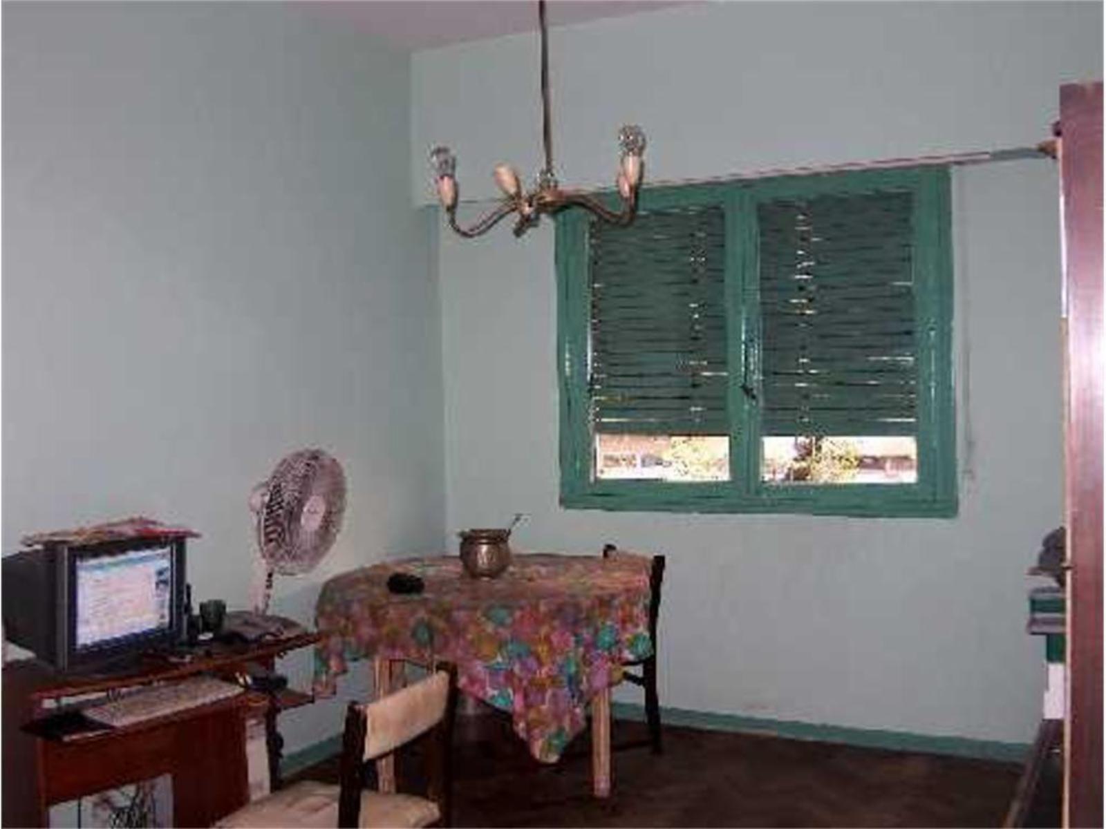 PH 3 Ambientes Frente Luminoso 1 x Escalera - Mínimos Gastos - Muy .Buen Estado - Muy Buena Cuadra — foto 7