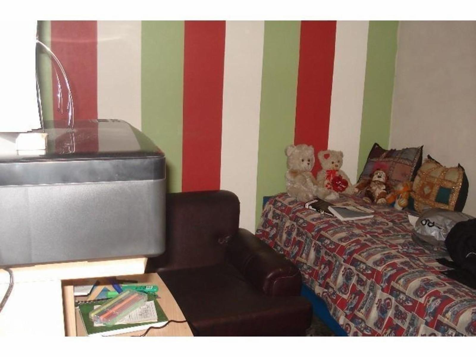 Importante casa garaje patio terraza, 3 dormitorios, 2 baños, gran cocina comedor, estilo moderno — foto 9