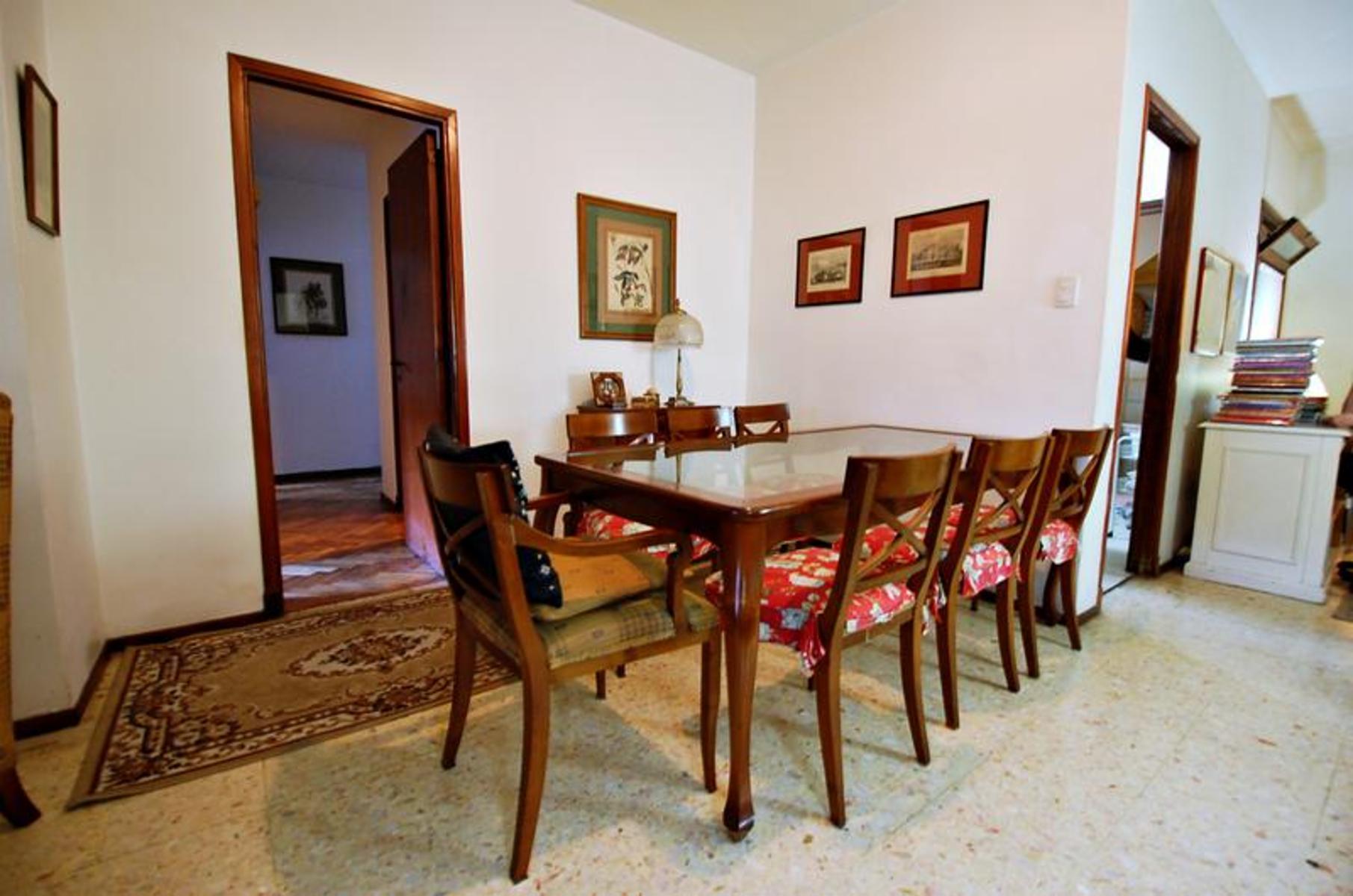 Dpto de 4 Amb. Contra frente , muy buena distribucion, con Balcon, muy Buena Ubicacion — foto 9