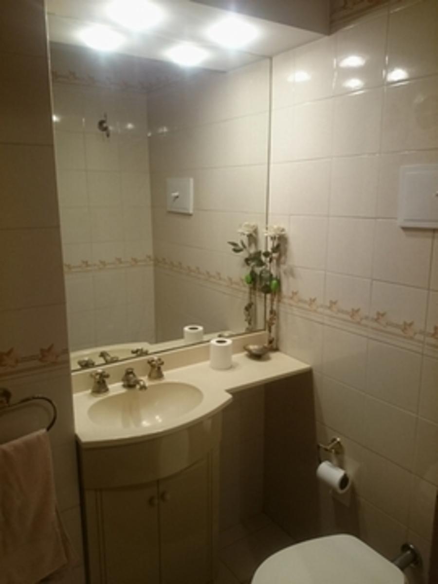 Piso de 4 Amb. a la calle con cochera, balcon, toilette, sala de planchado, Dep. Scio, Lavadero. — foto 7