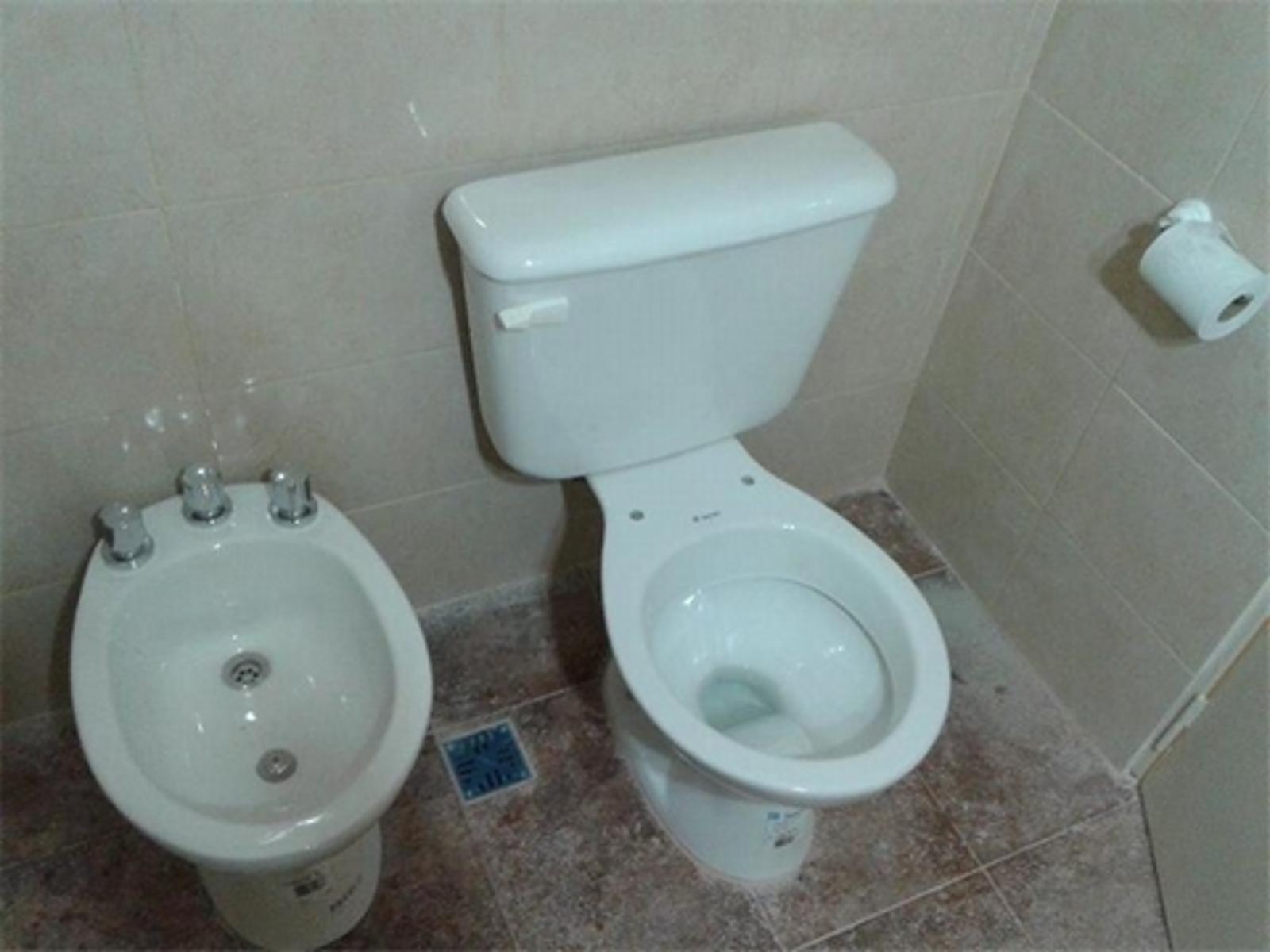 Casa de 3 Ambientes Refaccionada a Nuevo — foto 3