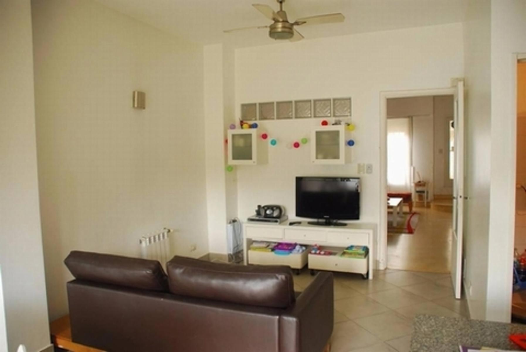 Hermoso Duplex en zona Olivos Golf 4 amb. pileta,jardin, parrilla. 3 baños — foto 8