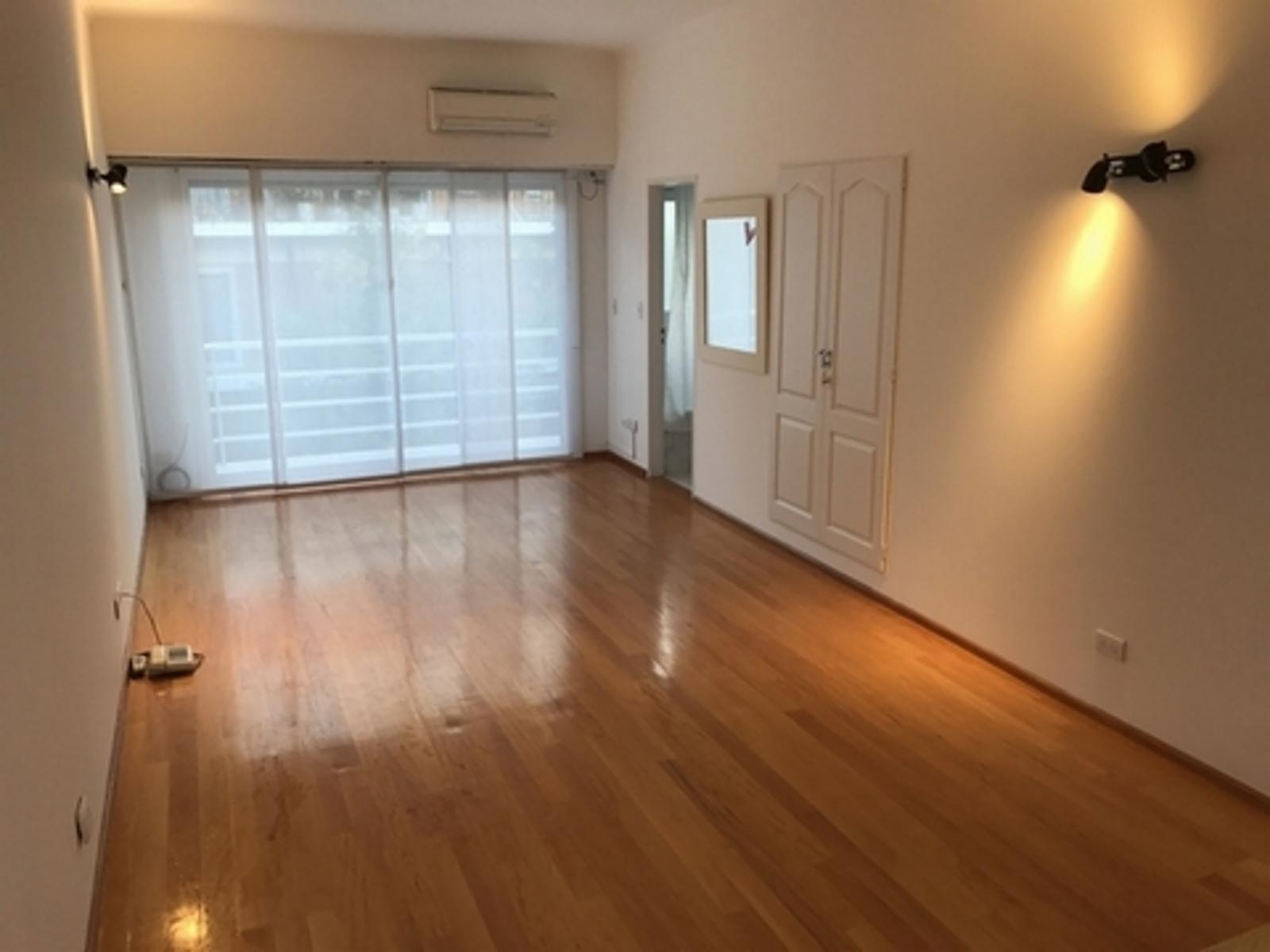 Excelente Monoambiente 34 m2 mas cochera / se vende Con renta Hasta 4/2019