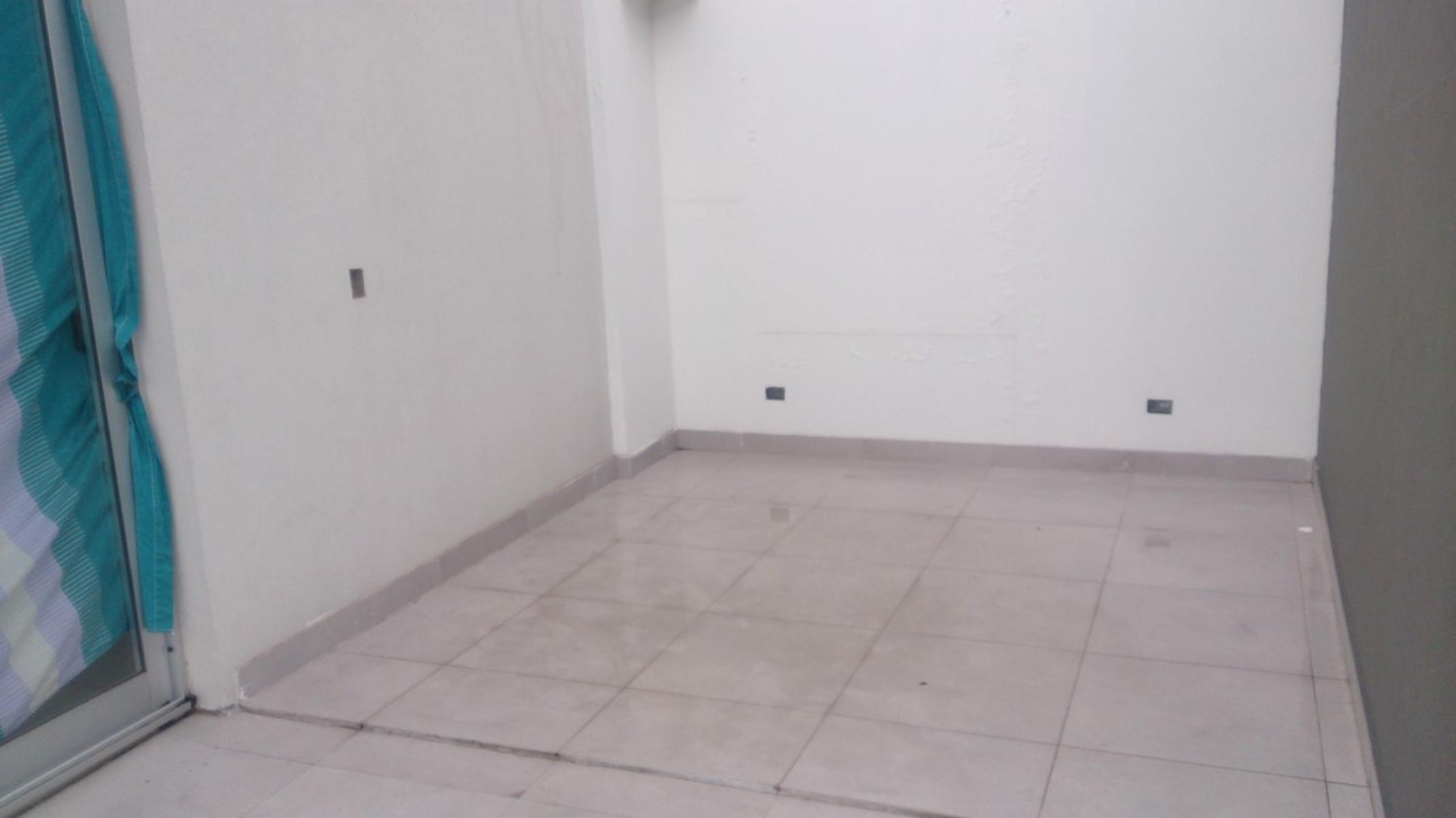 Monoambiente divisible con Balcon y Cochera