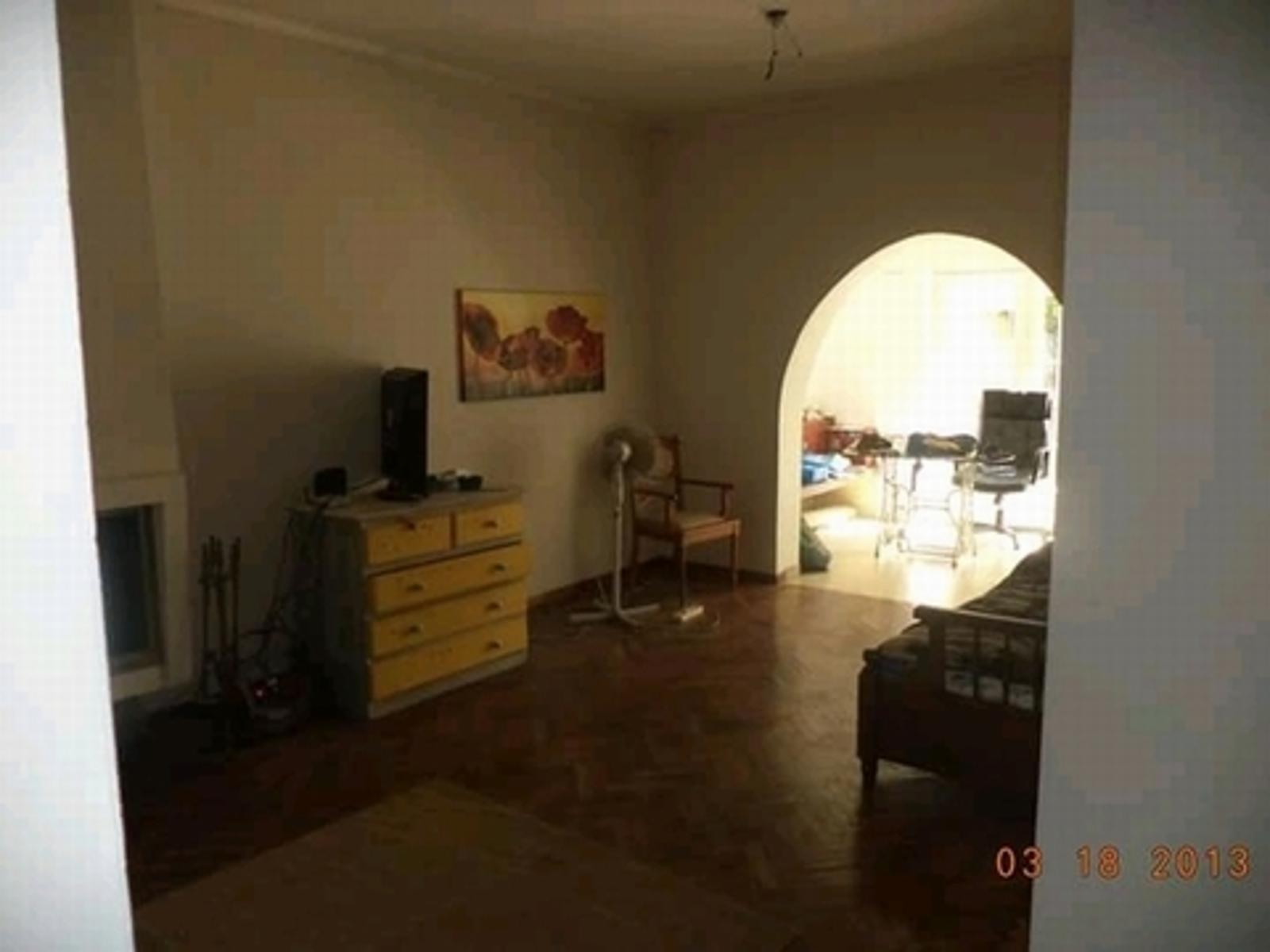 Casa 6 ambientes con patio- OLIVOS — foto 2