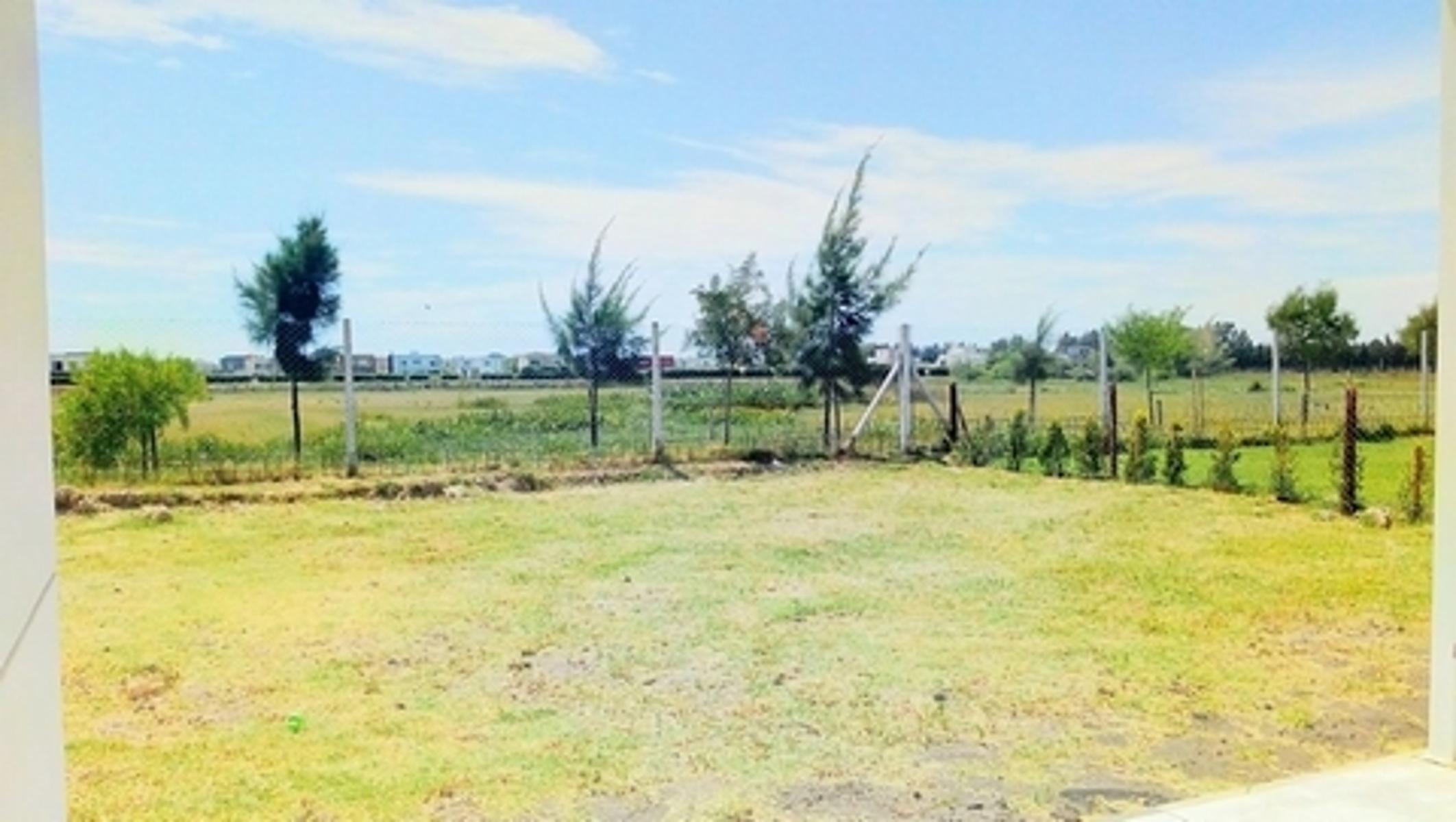 Hermosa casa 5 ambientes- NORDELTA — foto 2