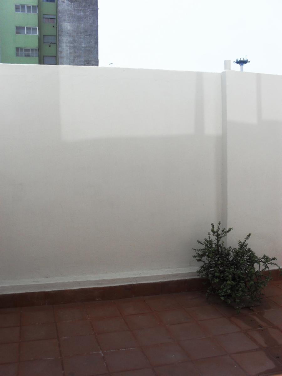 Duplex de 4 Amb con Patio, Apto Prof. 2 Baños mas Toilette y Baulera Excelente . Ubicación
