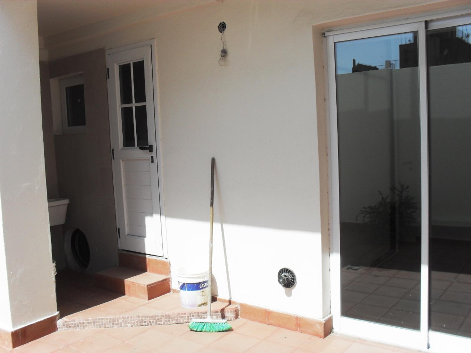 Duplex de 4 Amb con Patio, Apto Prof. 2 Baños mas Toilette y Baulera Excelente . Ubicación — foto 10