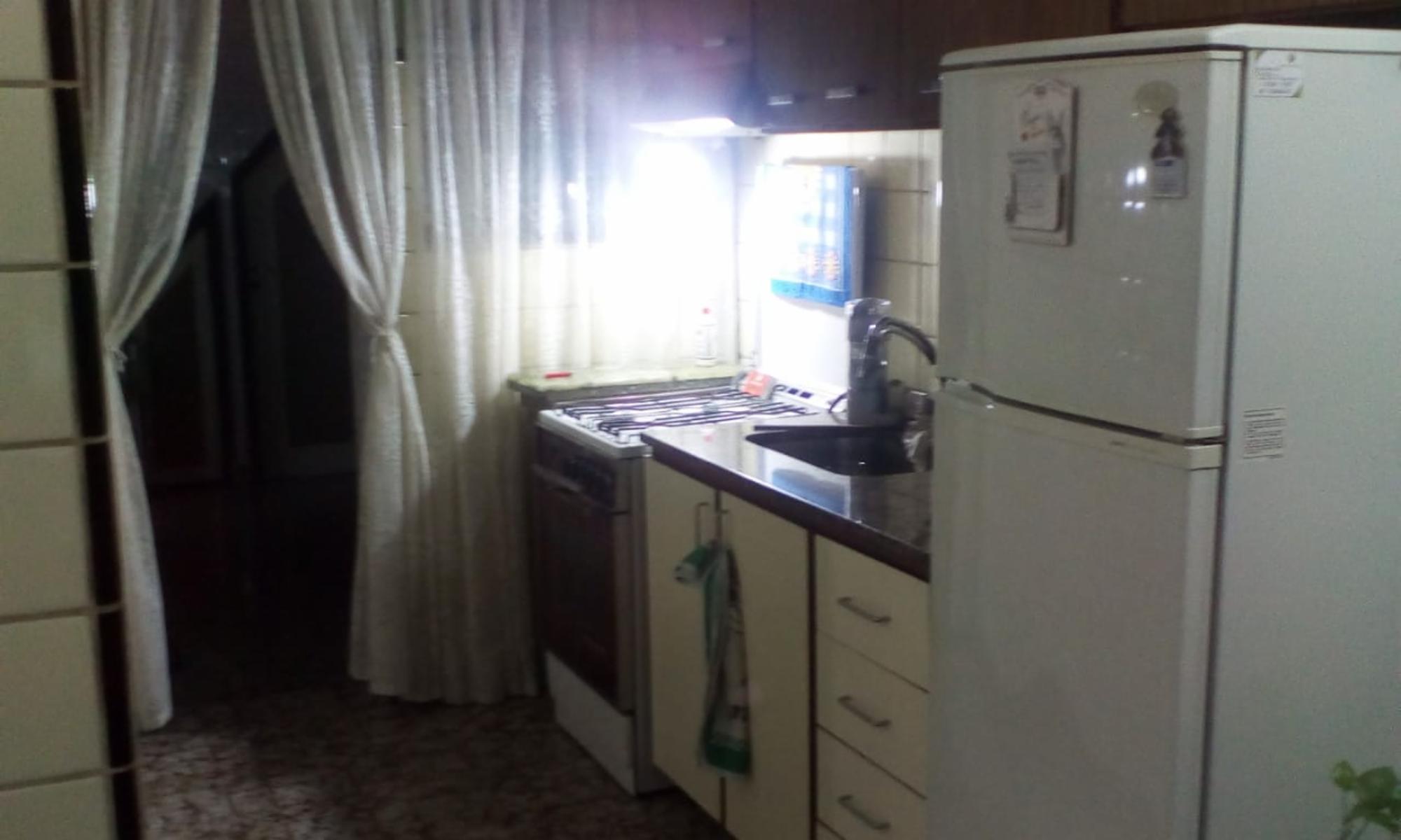 Casa 4 Amb + quincho + pileta + jardin + terraza- VILLA BALLESTER — foto 7