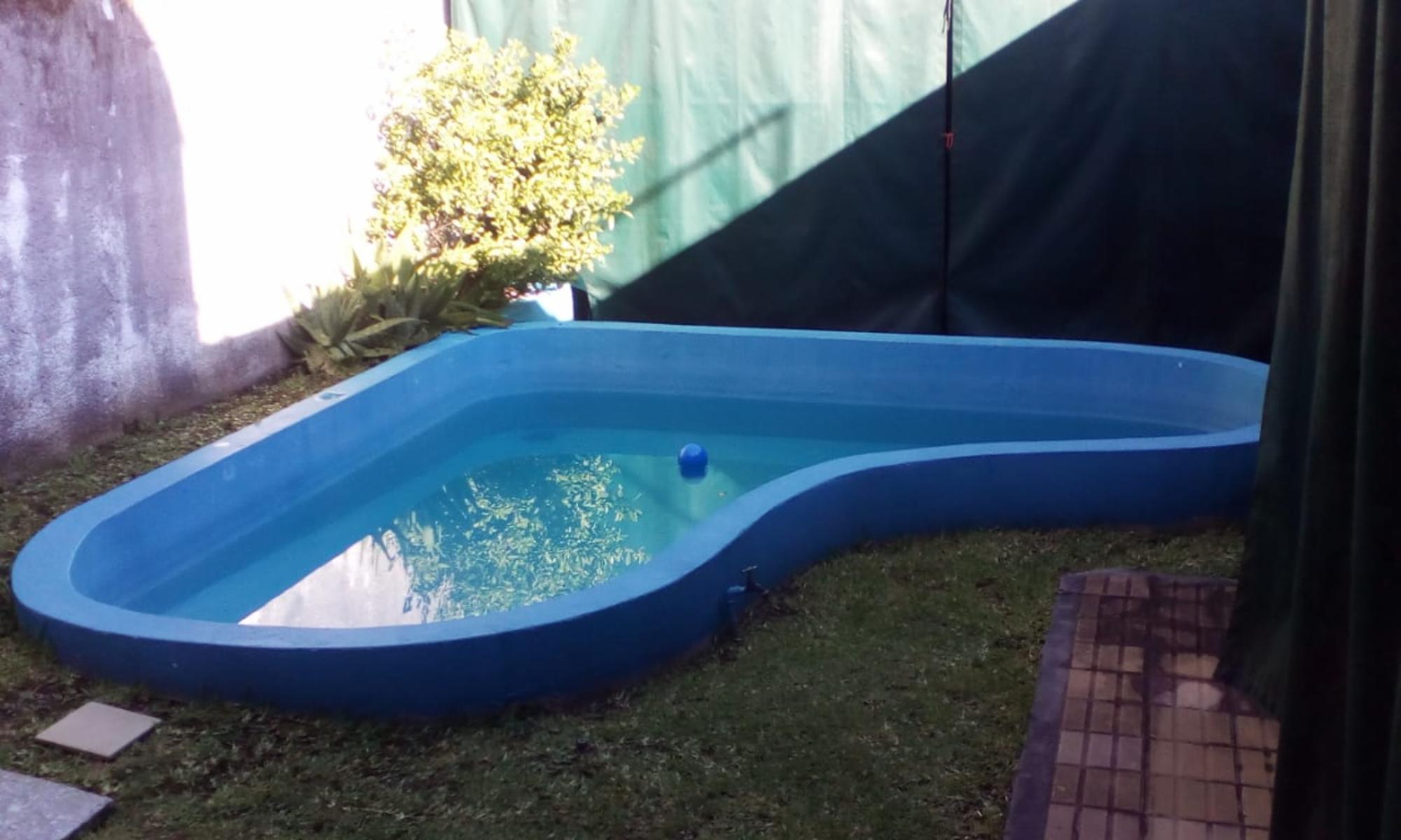 Casa 4 Amb + quincho + pileta + jardin + terraza- VILLA BALLESTER — foto 13