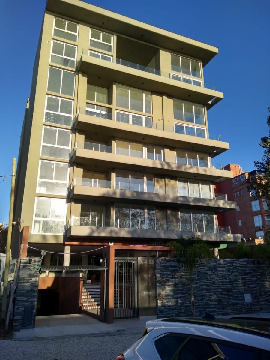 MONOAMBIENTE FRENTE AL RIÓ , LA MEJOR UBICACIÓN — foto 3