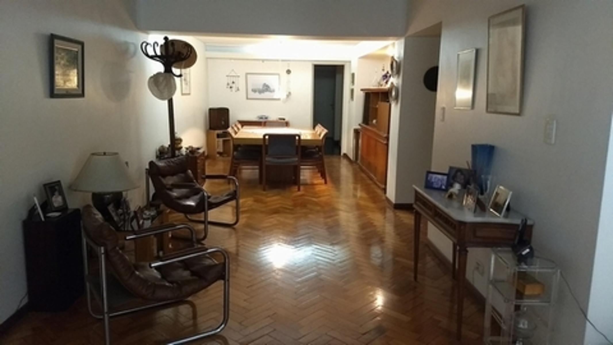 Excelente 4 Ambientes con cochera y baulera- PALERMO — foto 2