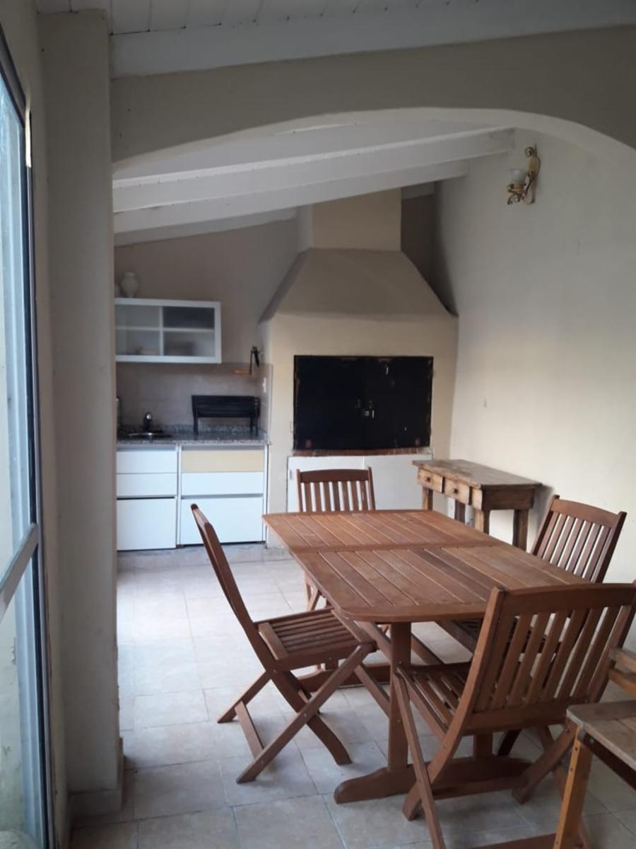 Extraordinaria Casa- VICENTE LOPEZ — foto 11