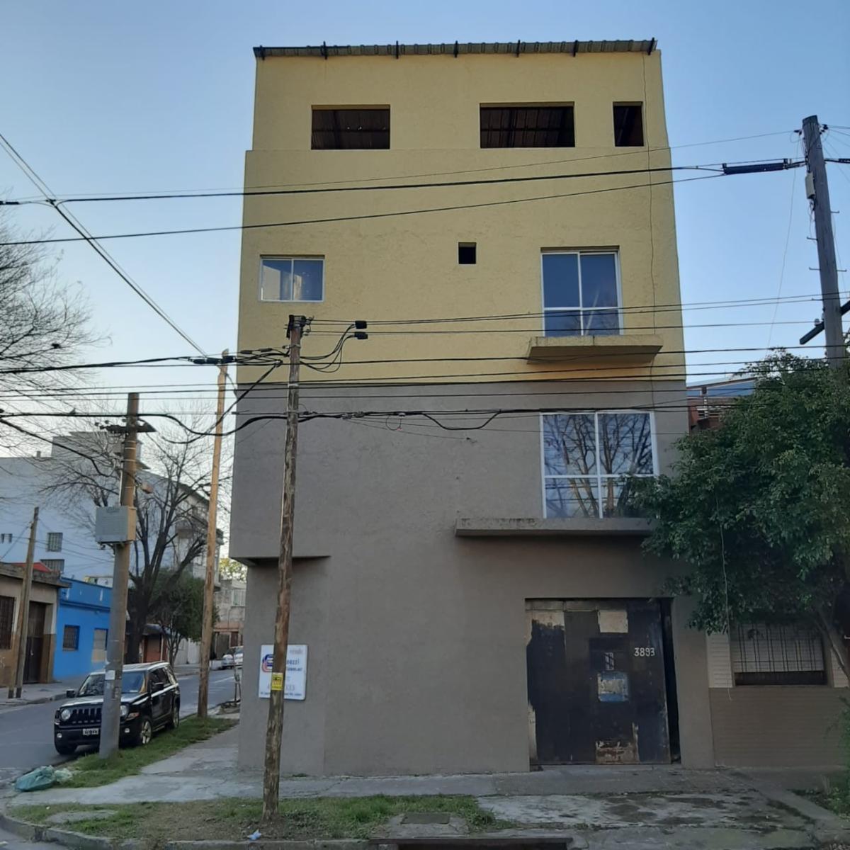 OPORTUNIDAD Complejo de 6 departamentos + terraza- VICENTE LOPEZ