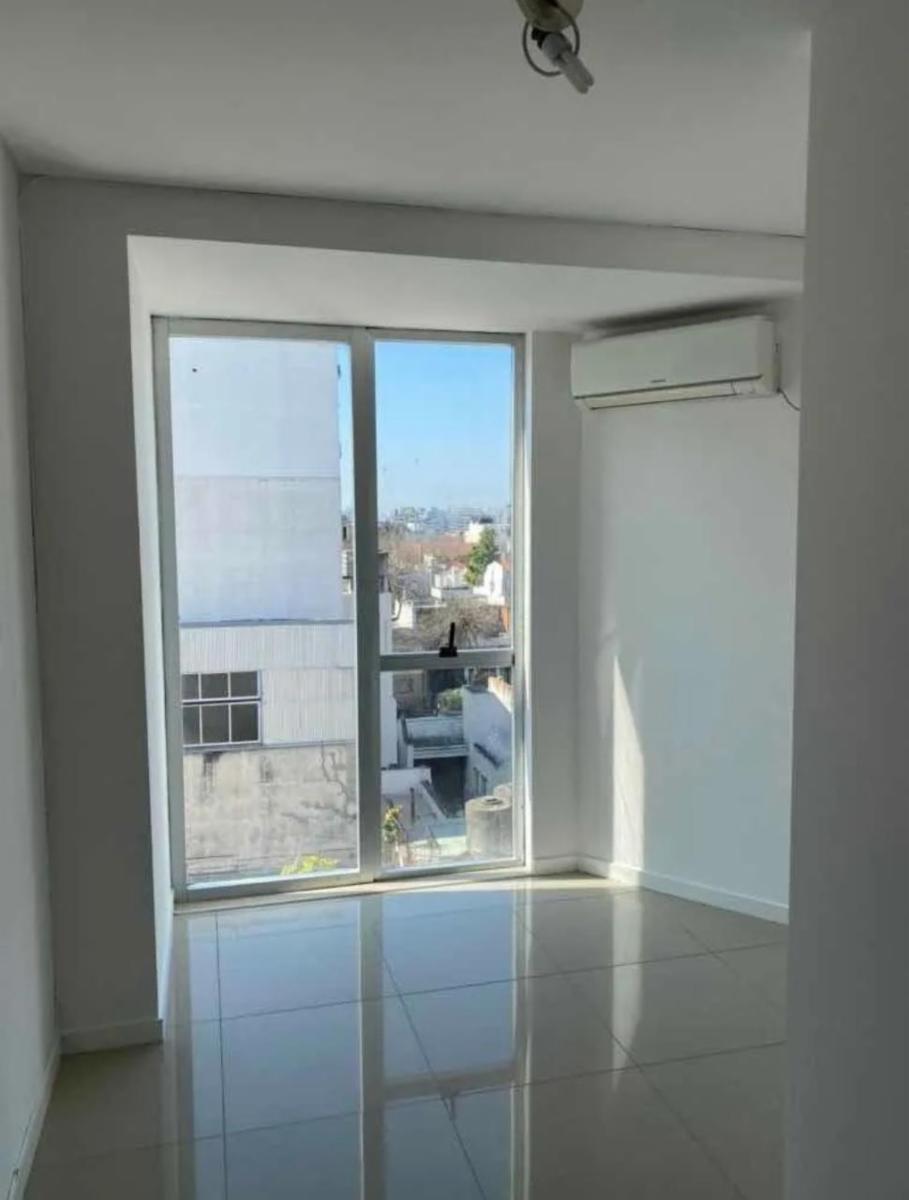 Monoambiente Dividido en 2 Amb- COLEGIALES - 1