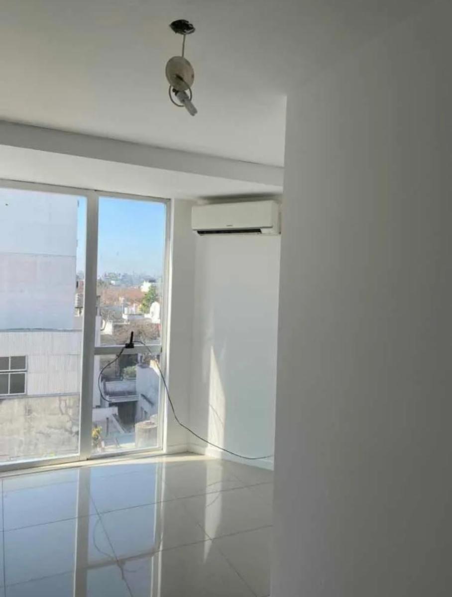 Monoambiente Dividido en 2 Amb- COLEGIALES - 2