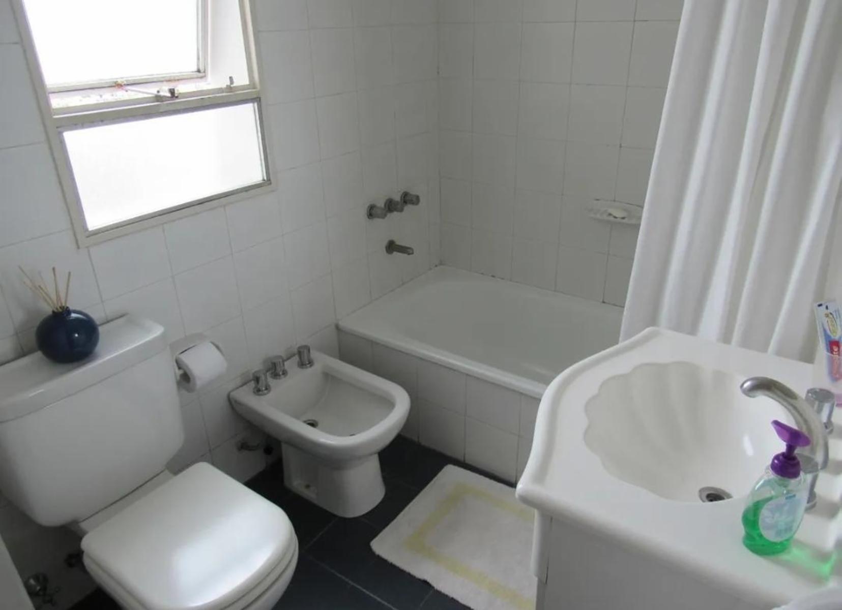 Asombroso 2 Ambientes- COGHLAN — foto 11