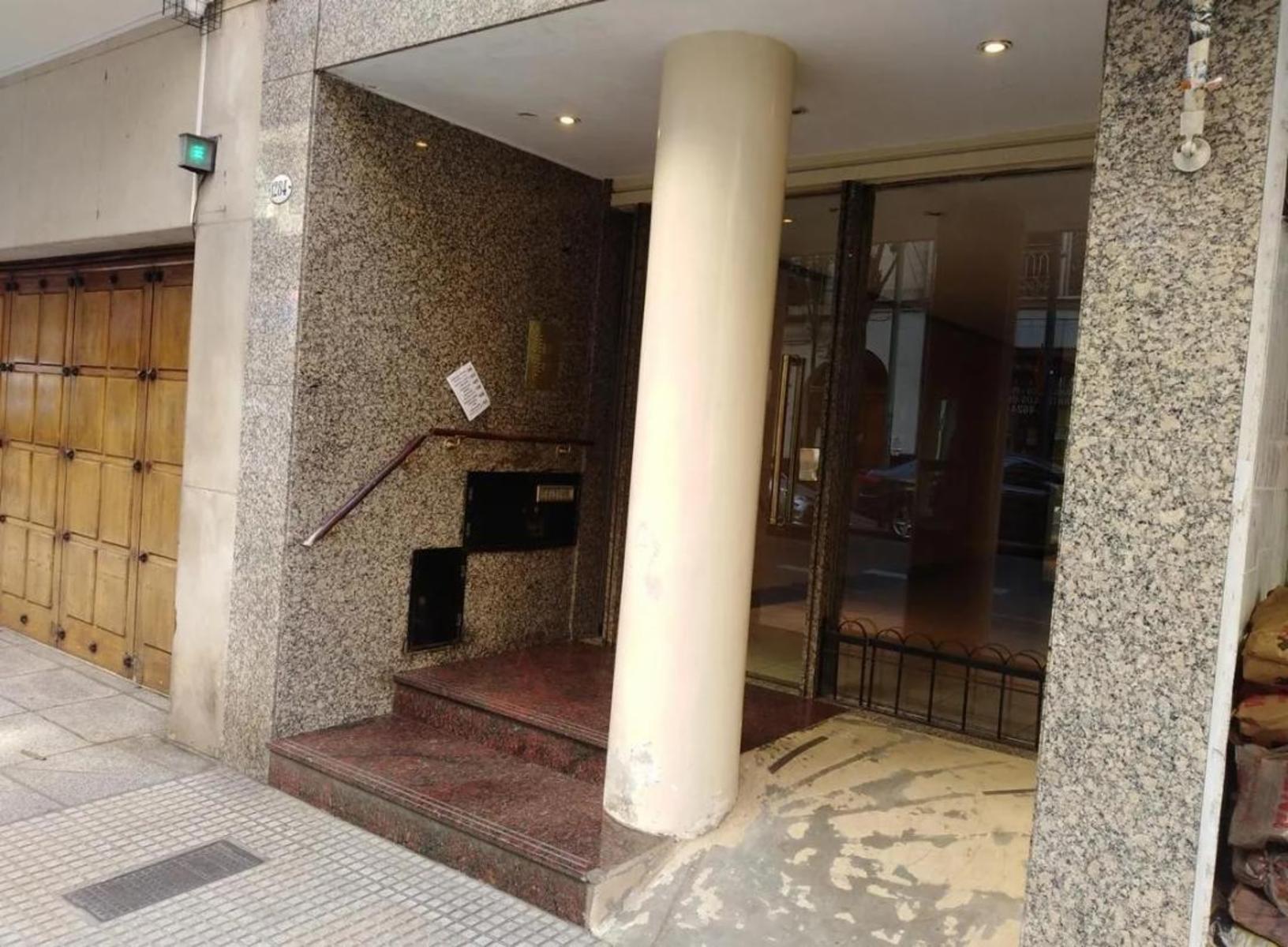Excelente Semipiso 2 Amb- RECOLETA