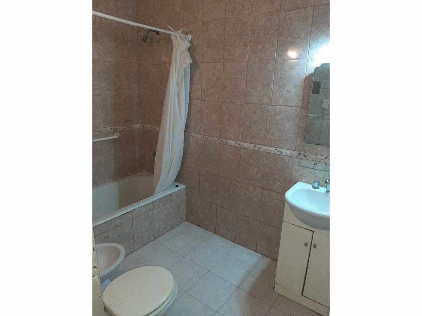 Hermoso Dpto de 2 Ambiente muy luminoso - EXELENTE UBICACION — foto 10