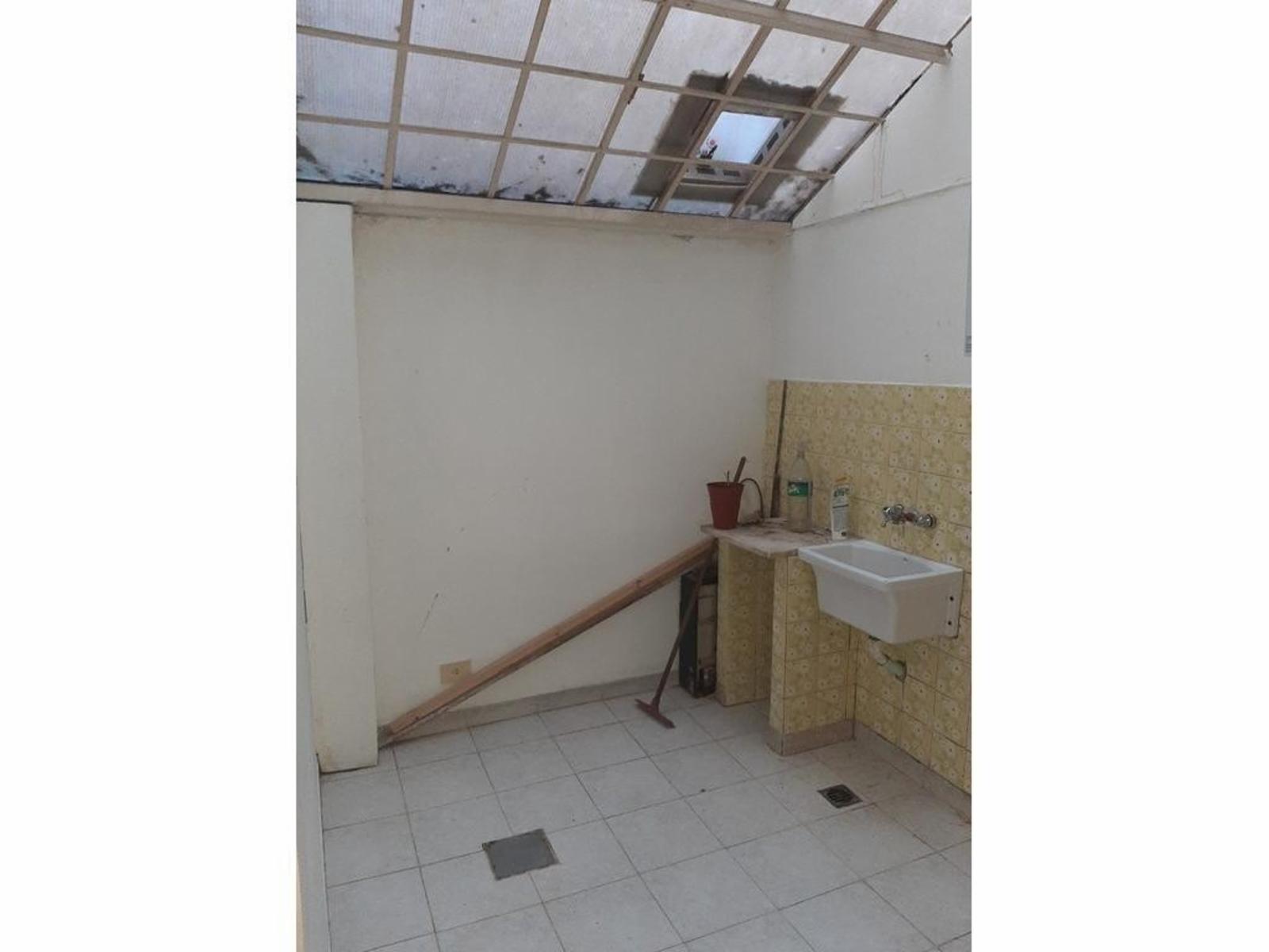 Hermoso Dpto de 2 Ambiente muy luminoso - EXELENTE UBICACION — foto 14
