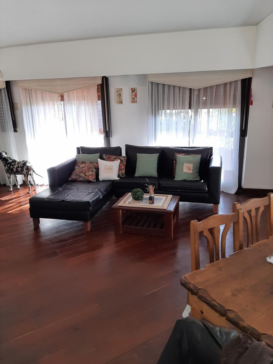 Hermosa Casa con cochera, Jardin, Pileta — foto 3