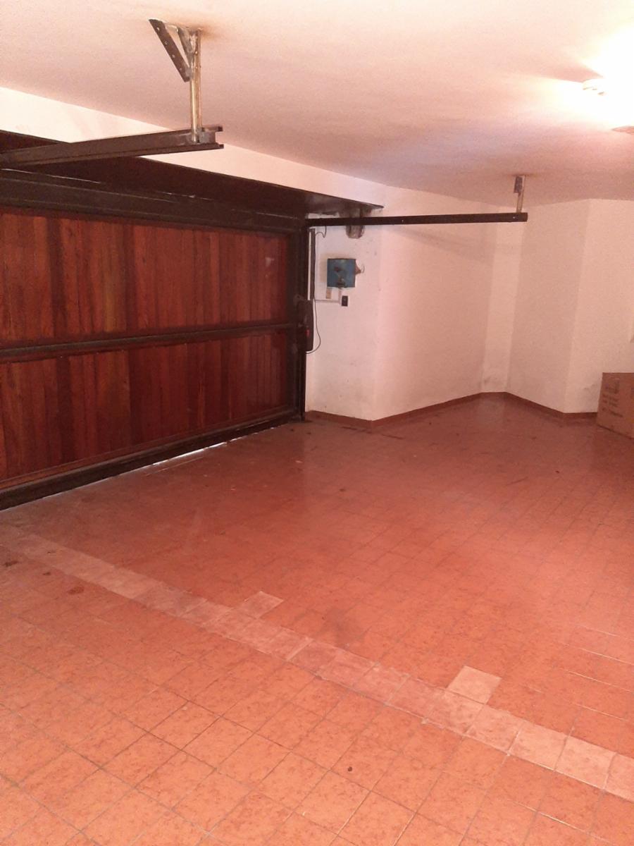 Hermosa Casa con cochera, Jardin, Pileta — foto 9