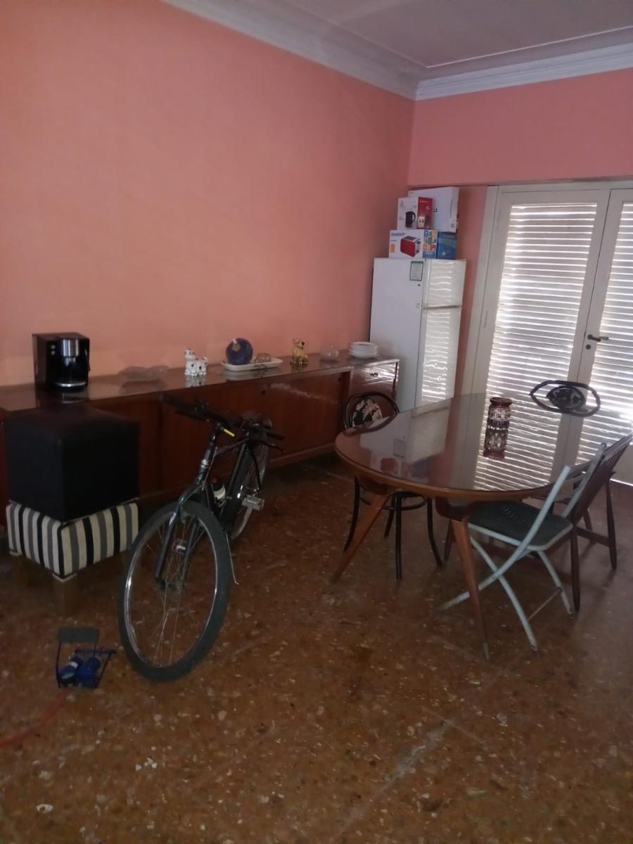 OFERTON /// CASA DE 4 AMB. MAS HABIT. DE SCIO, 3 BAÑOS, PATIO, LAVADERO, BALCON ATERRAZADO,COCHERA Y SOTANO — foto 2