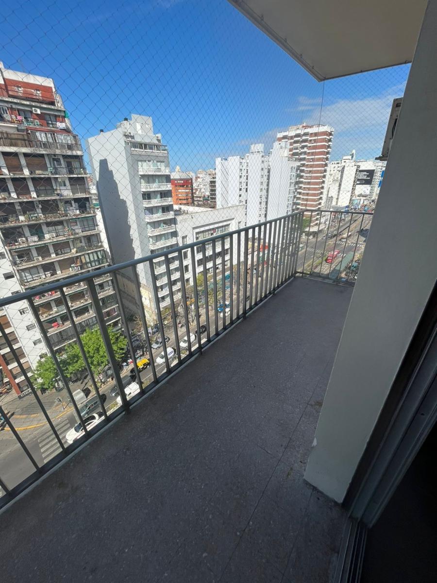 Departamento 2 Ambiente con Balcon a La Calle Vista Panorámica — foto 4