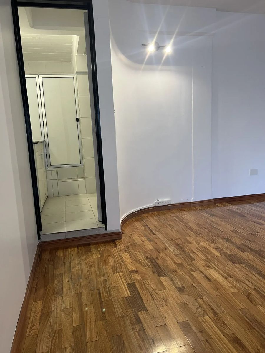 Duplex En Cañitas. La Propiedad Se Encuentra Alquilada Generando Una Renta Mensual Atractiva Lo Que La Convierte En Una Inversión Ideal Con Rentabilidad Desde El Primer Dia - 9