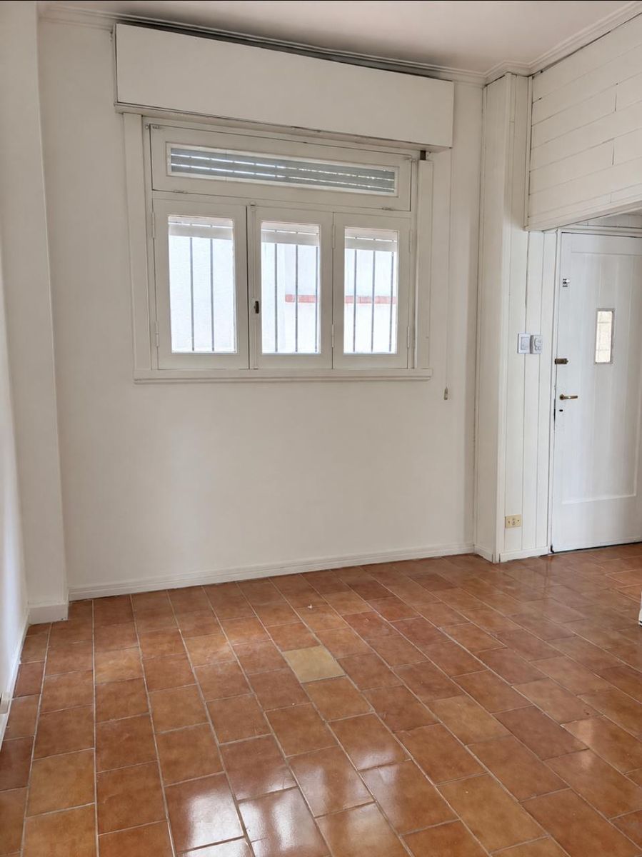 Hermoso PH de 2 a 3 Ambientes con Terraza, Quincho y Patio en Vicente López - ¡Reciclado a Nuevo y Apto Crédito - 9