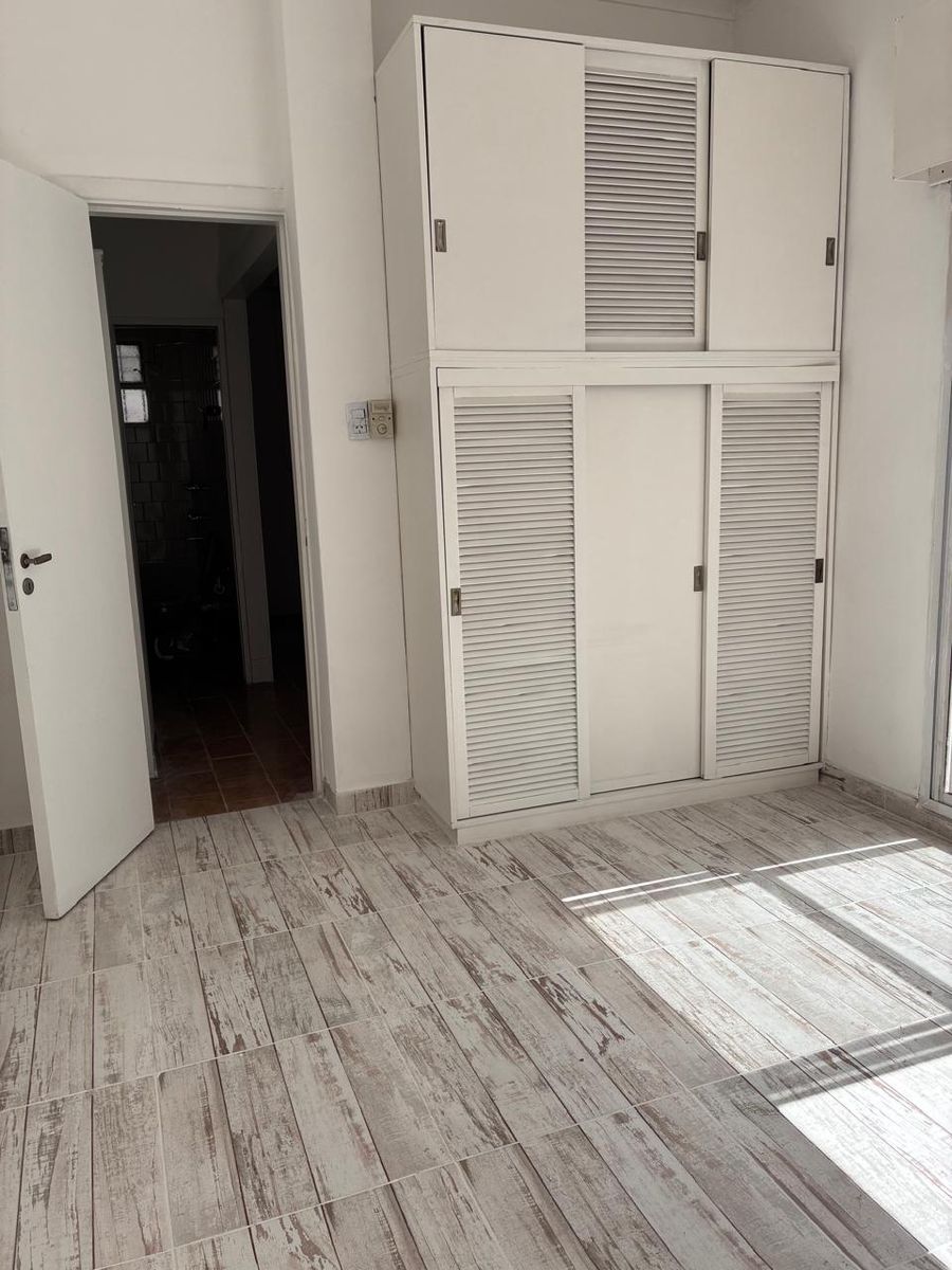 Hermoso PH de 2 a 3 Ambientes con Terraza, Quincho y Patio en Vicente López - ¡Reciclado a Nuevo y Apto Crédito - 16