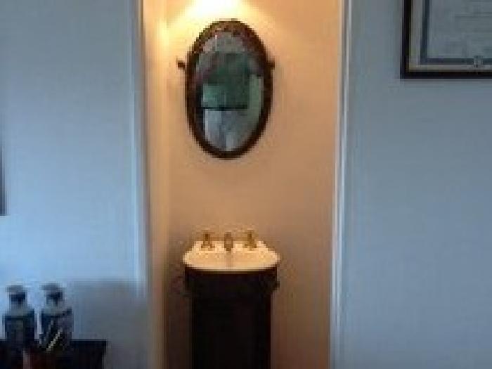 DPTO EN DUPLEX, BAULERA Y TOILETTE MUY LUMINOSO, TODO A LA CALLE APTO PROFECIONAL — foto 3