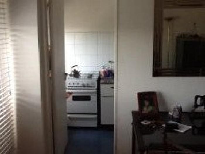 DPTO EN DUPLEX, BAULERA Y TOILETTE MUY LUMINOSO, TODO A LA CALLE APTO PROFECIONAL — foto 6