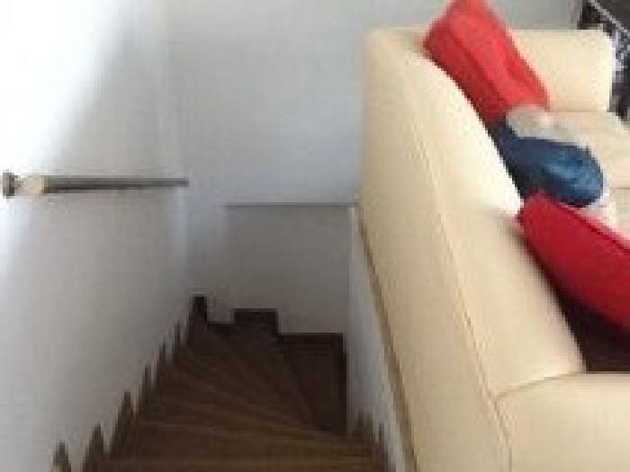 DPTO EN DUPLEX, BAULERA Y TOILETTE MUY LUMINOSO, TODO A LA CALLE APTO PROFECIONAL — foto 8