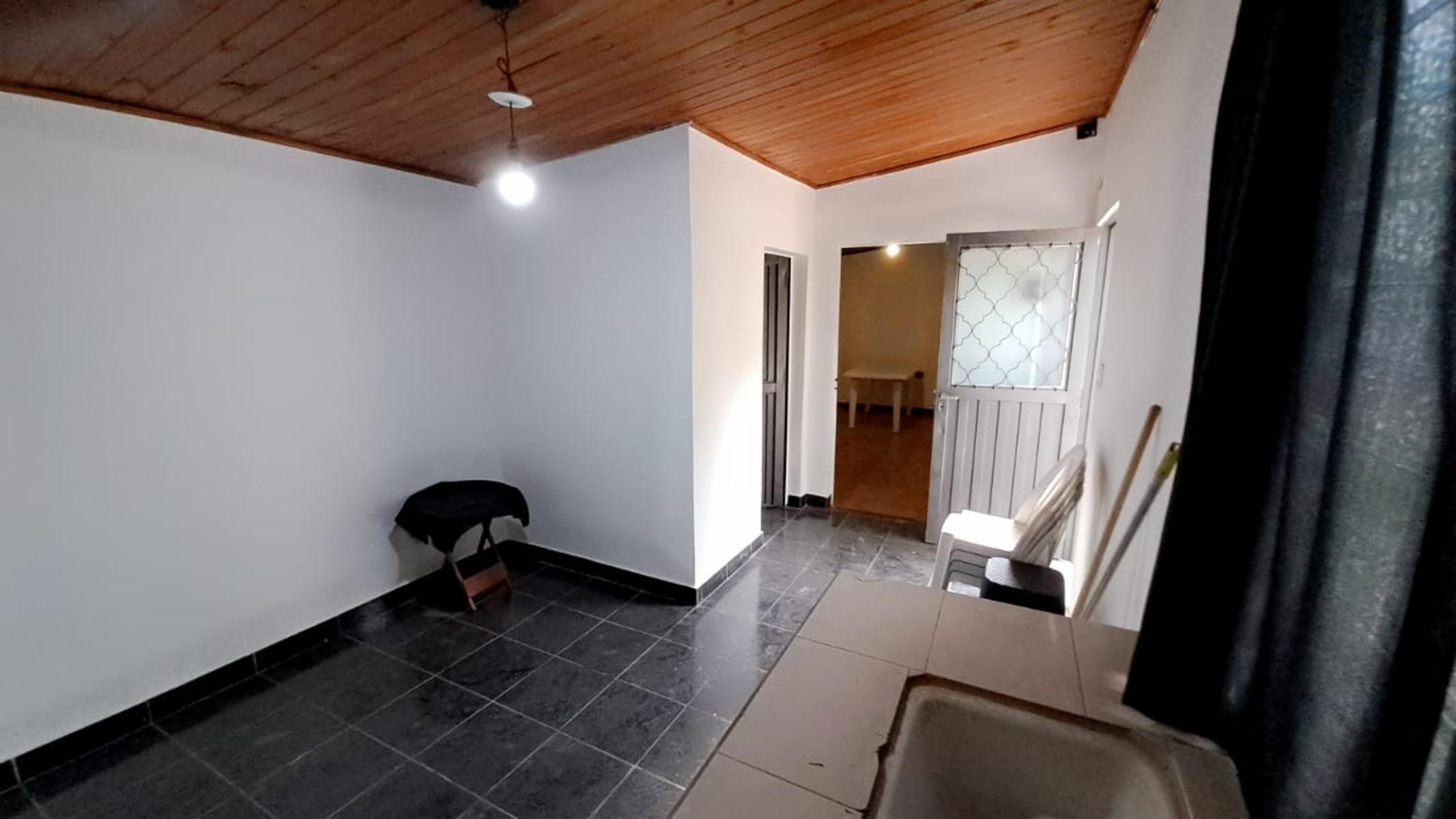CASA EN VENTA EN CNEL. BRANDSEN - 14