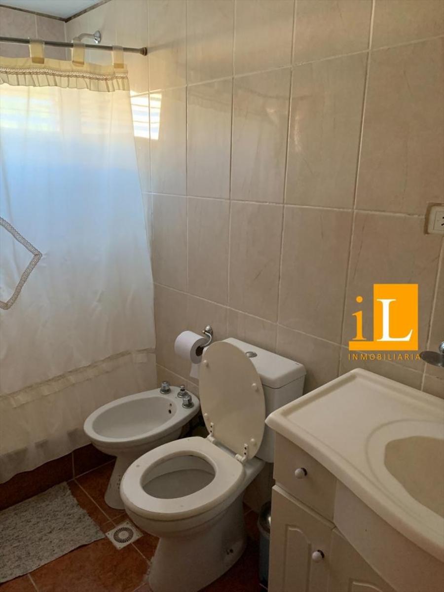 CASA EN VENTA EN Bº LOS PINOS - CNEL. BRANDSEN - 2