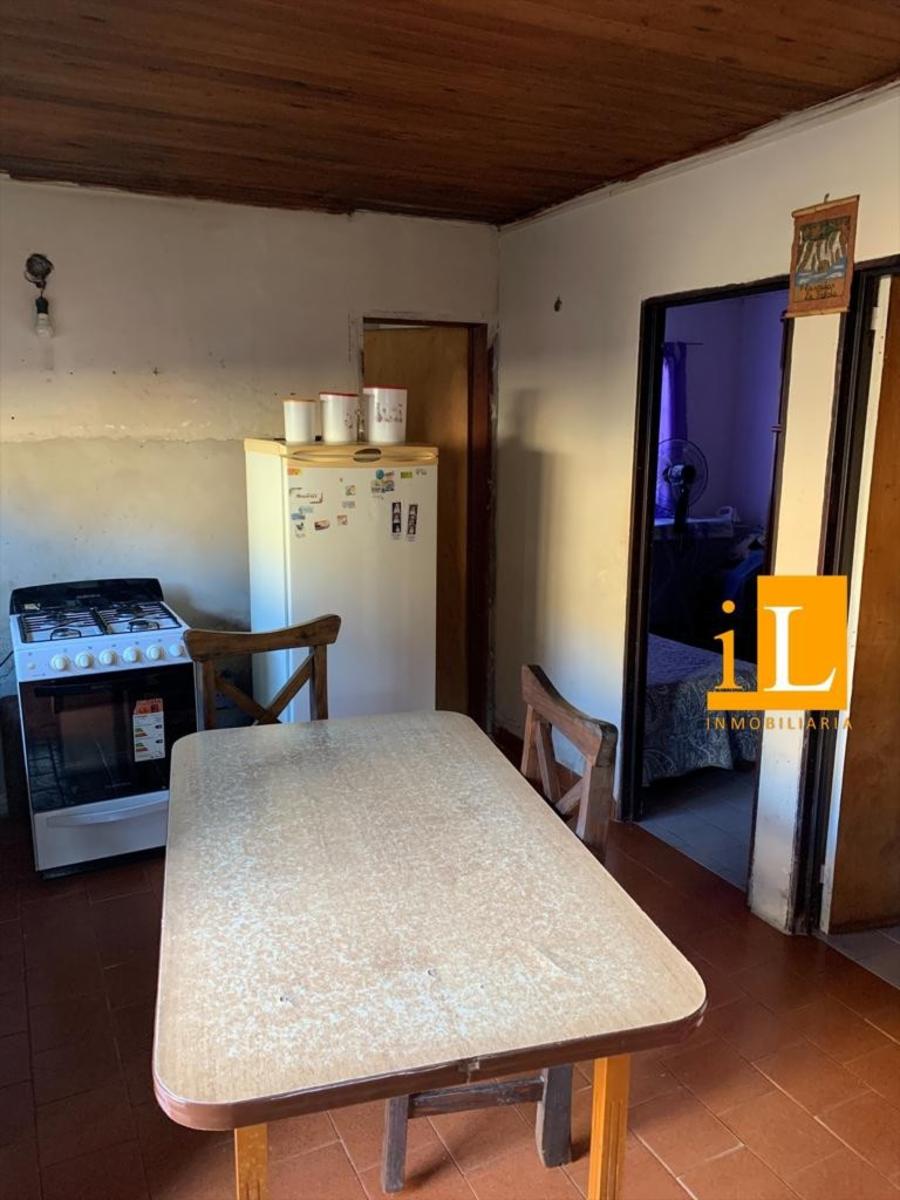 CASA EN VENTA EN Bº LOS PINOS - CNEL. BRANDSEN - 4