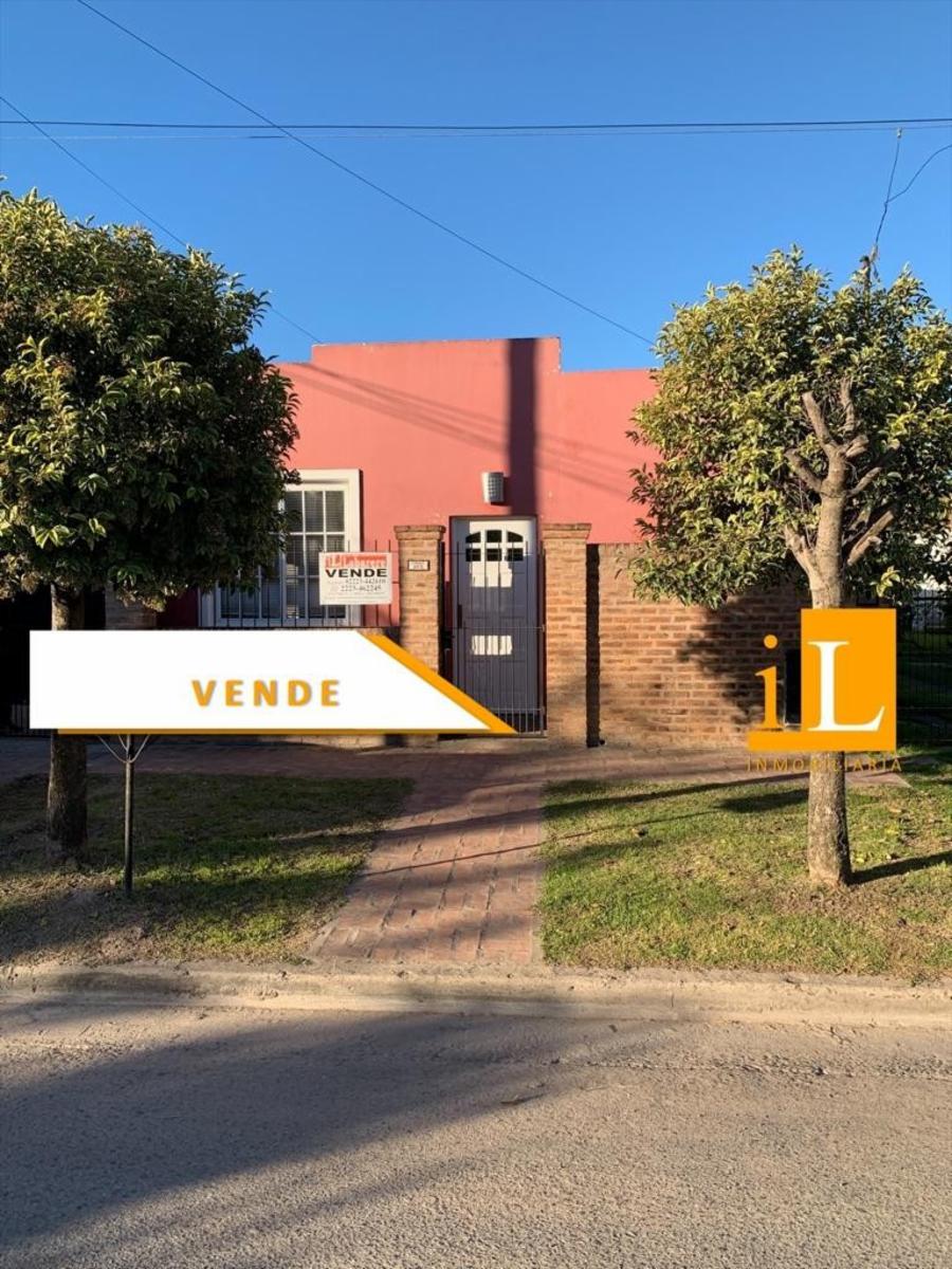 CASA Y DEPARTAMENTO - Bº CENTRICO - 1