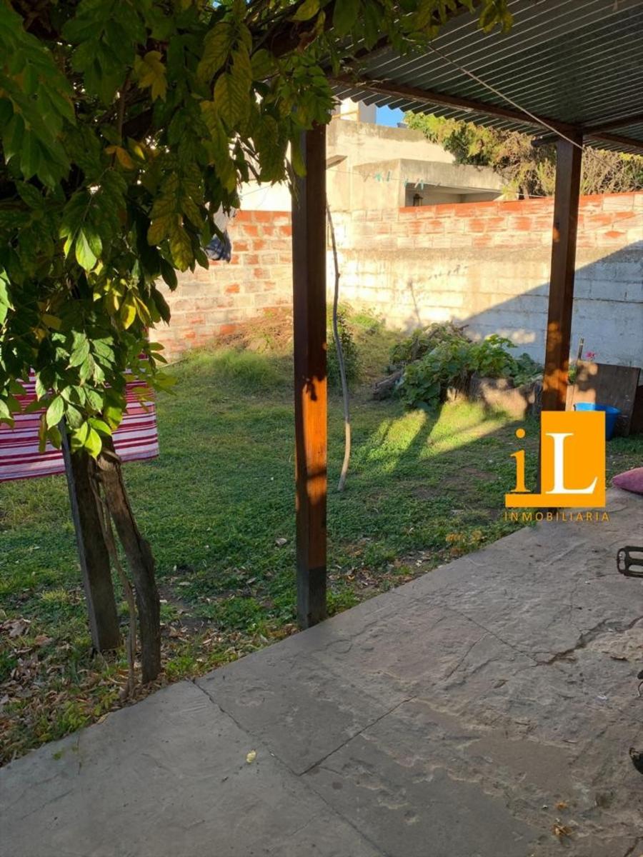 CASA Y DEPARTAMENTO - Bº CENTRICO - 15