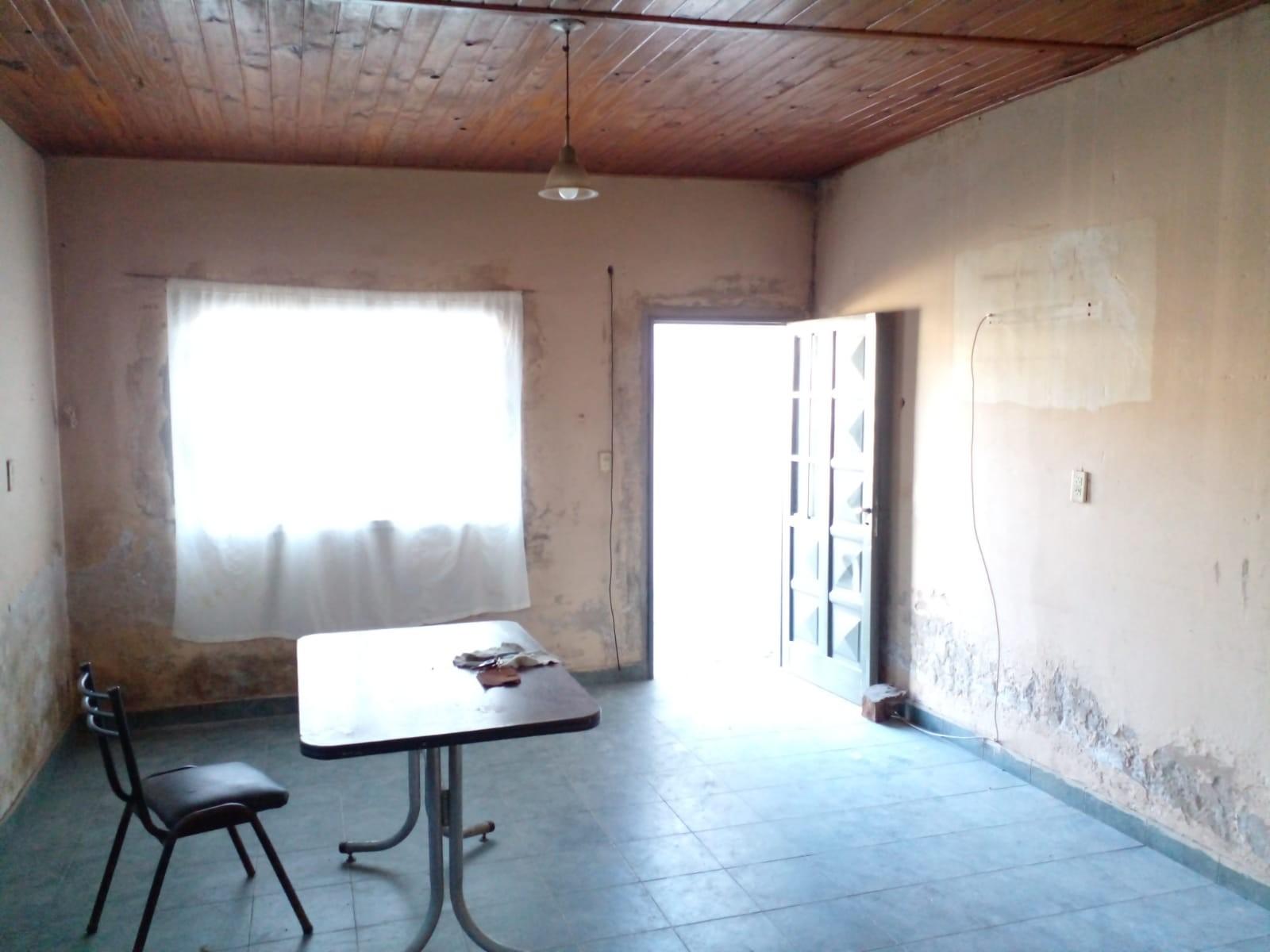 CASA A REFACCIONAR EN BRANDSEN - 10