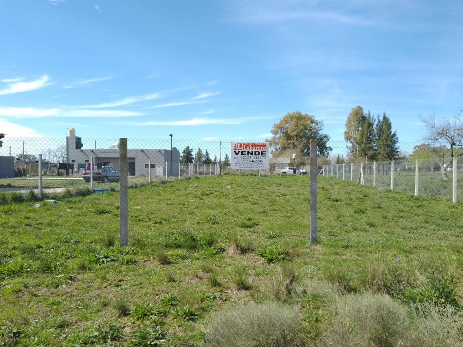 LOTE CON ESCRITURA EN Bº LA PARADA - CNEL. BRANDSEN