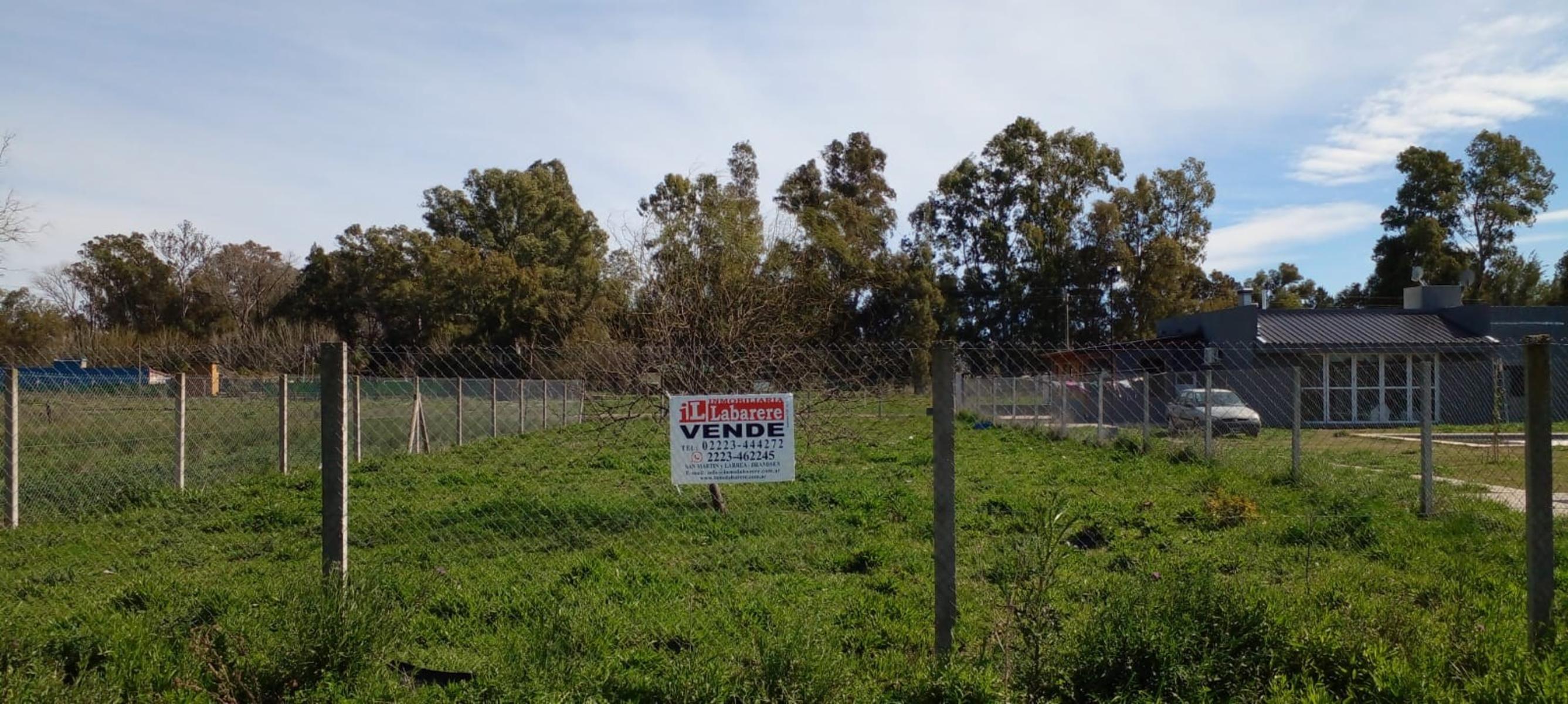 LOTE CON ESCRITURA EN Bº LA PARADA - CNEL. BRANDSEN — foto 2