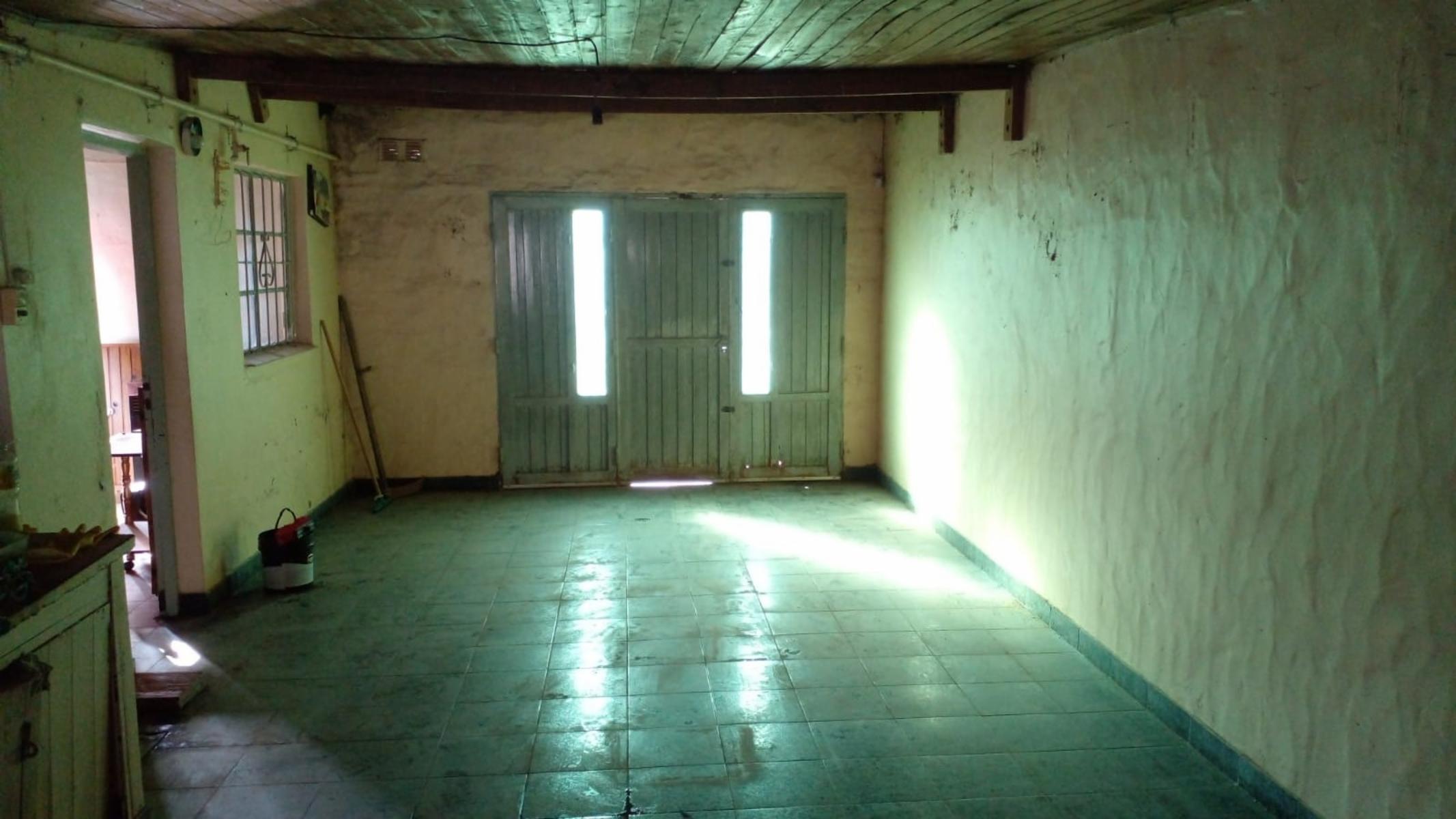 OPORTUNIDAD - VENTA EN BRANDSEN - 4